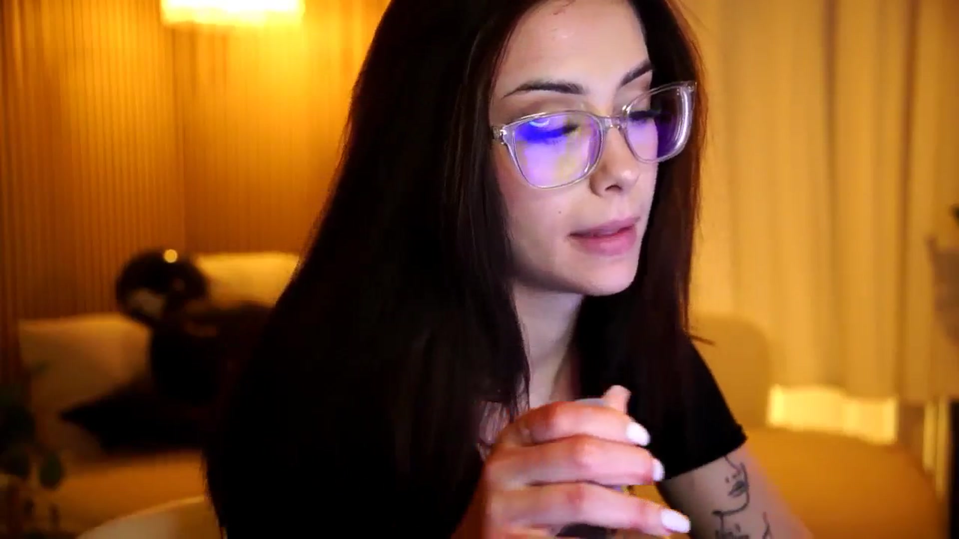 Gallery image thumbnail from Naomii18's myfreecams stream on, 10/30/2024, 17:56 image 4 of 20