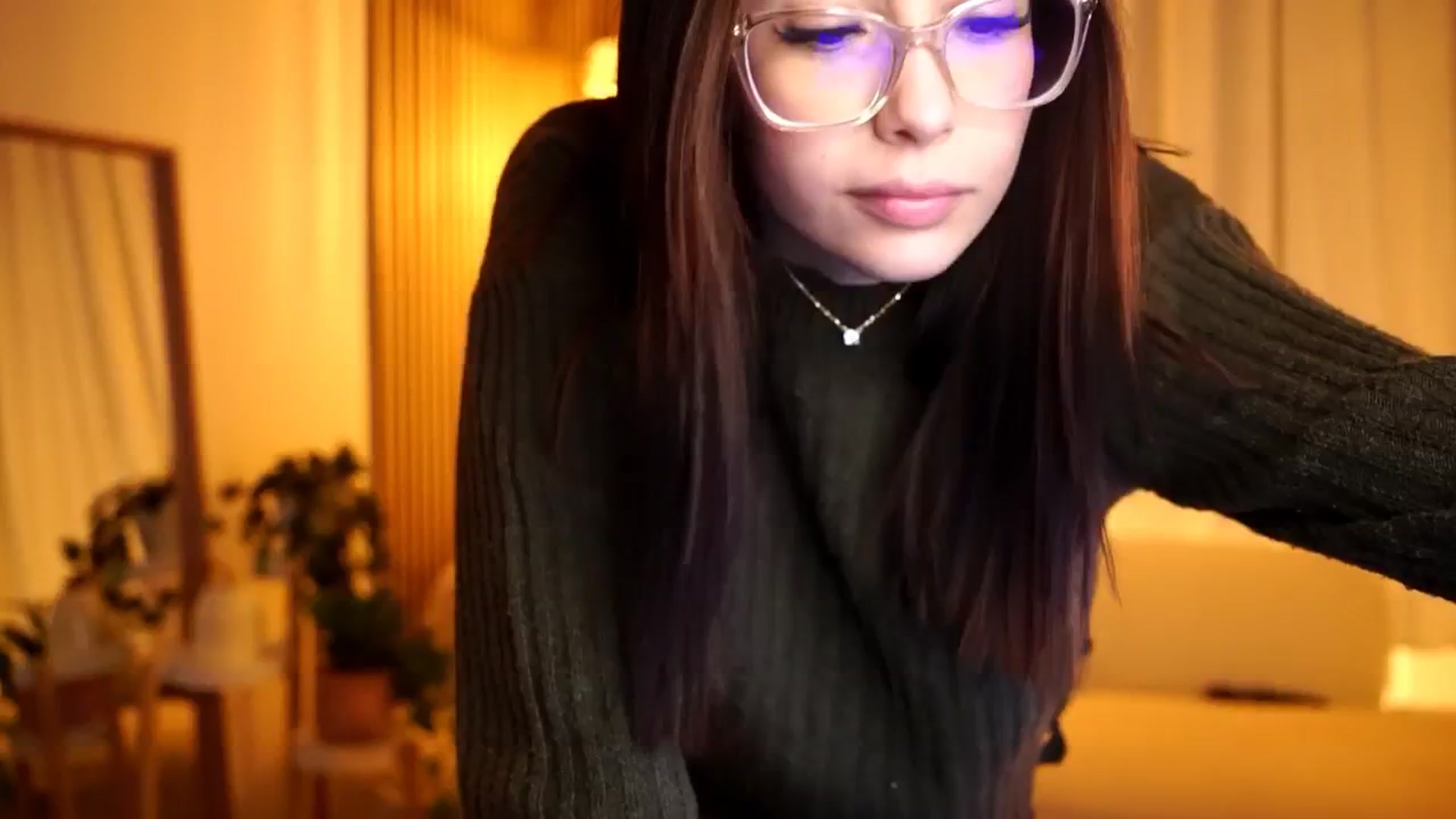 Gallery image thumbnail from Naomii18's myfreecams stream on, 11/10/2024, 15:48 image 7 of 20