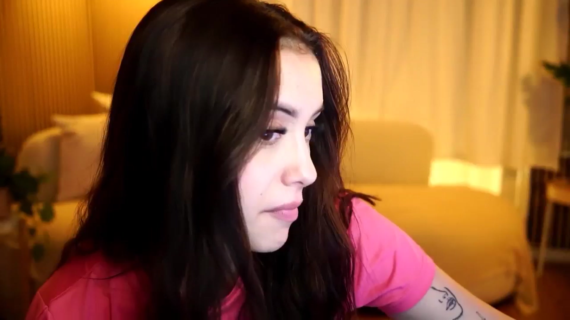Gallery image thumbnail from Naomii18's myfreecams stream on, 11/12/2024, 17:26 image 10 of 20