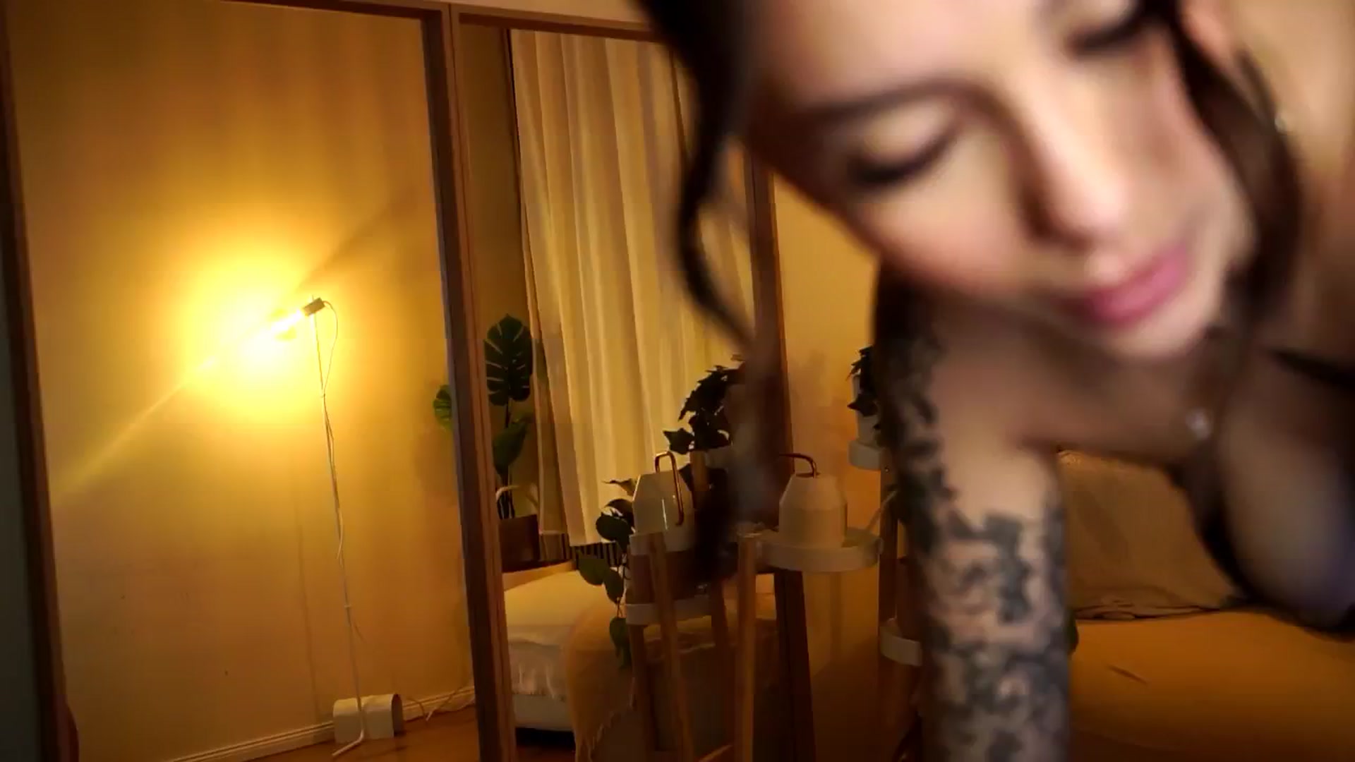 Gallery image thumbnail from Naomii18's myfreecams stream on, 11/21/2024, 21:59 image 7 of 20