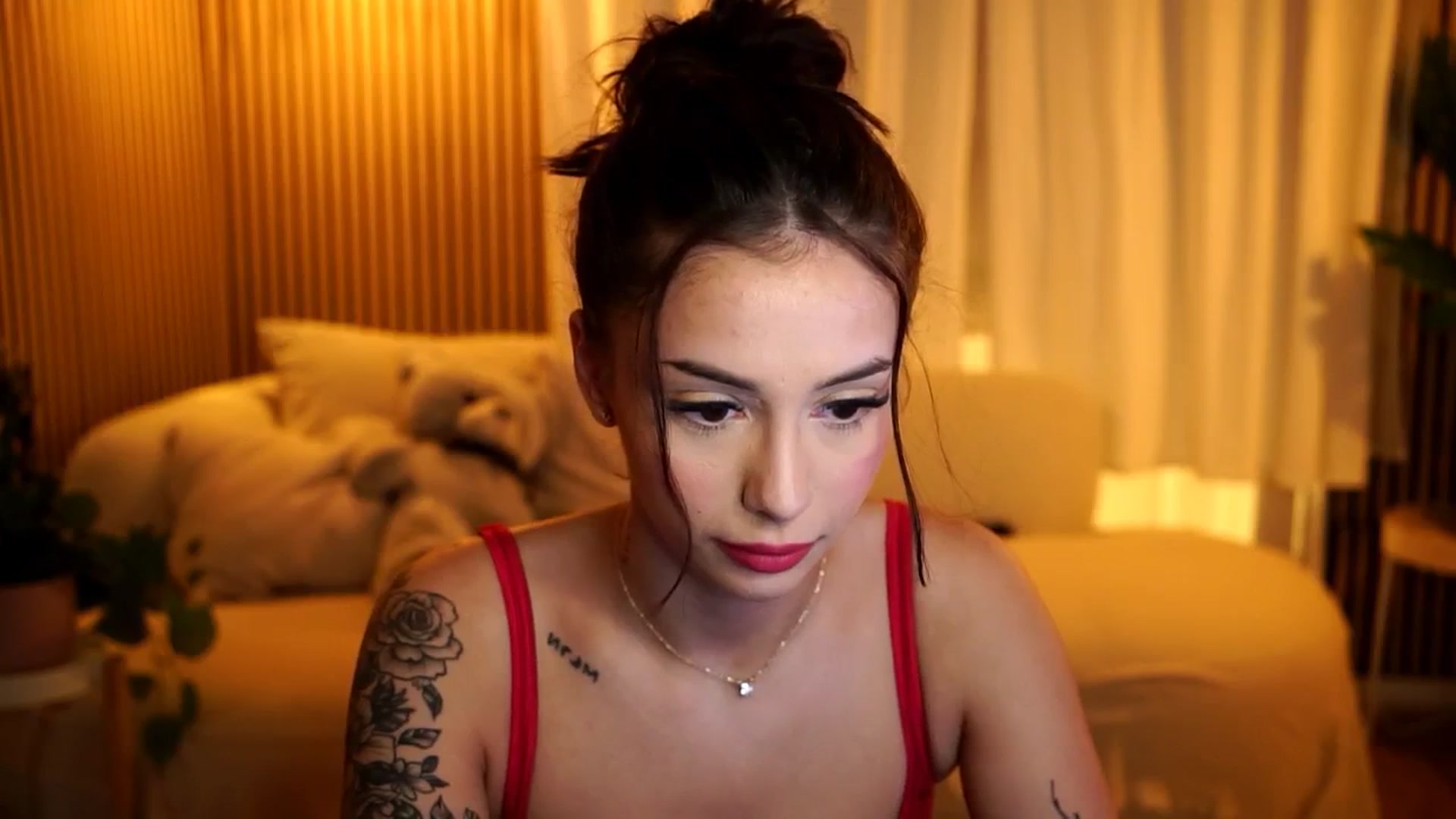 Gallery image thumbnail from Naomii18's myfreecams stream on, 11/28/2024, 21:19 image 17 of 20