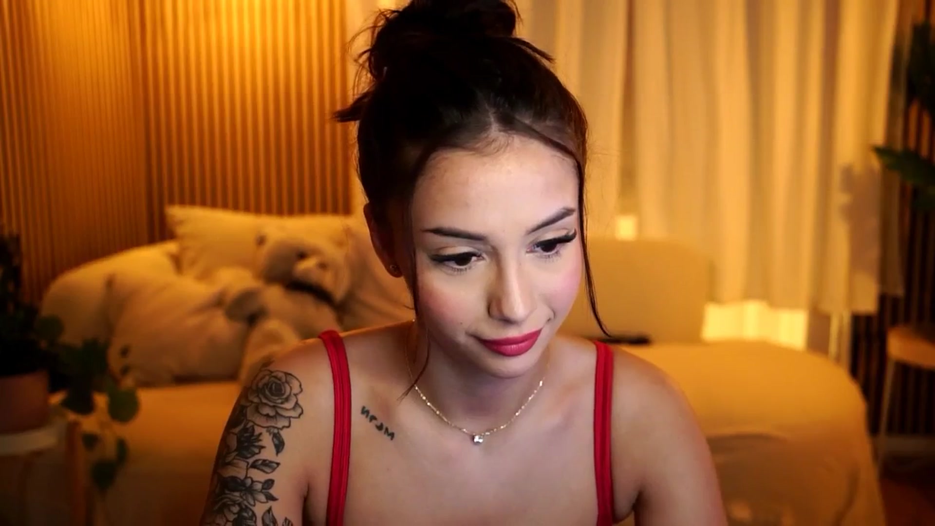 Gallery image thumbnail from Naomii18's myfreecams stream on, 11/28/2024, 21:19 image 12 of 20
