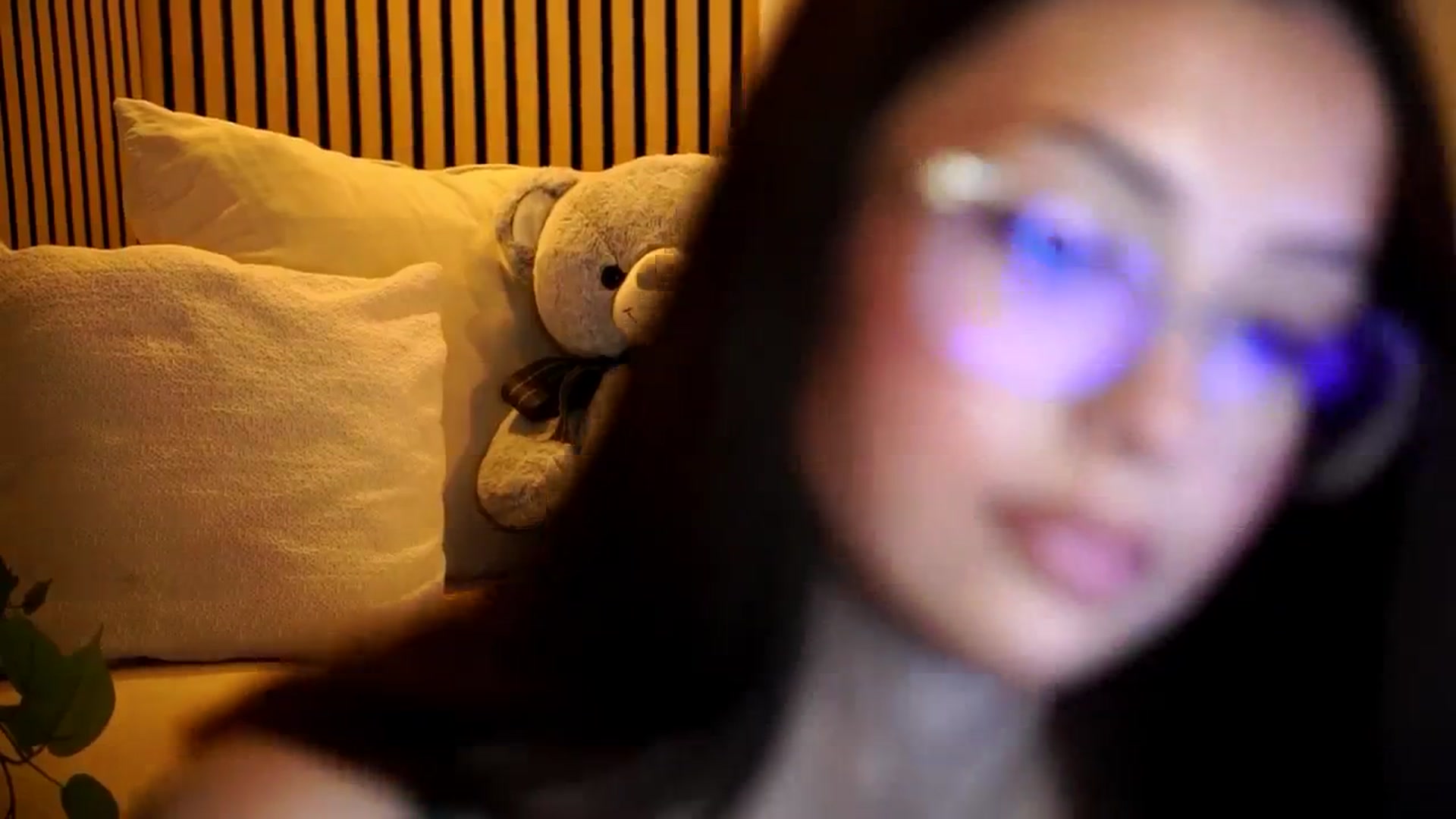 Gallery image thumbnail from Naomii18's myfreecams stream on, 12/06/2024, 15:37 image 15 of 20