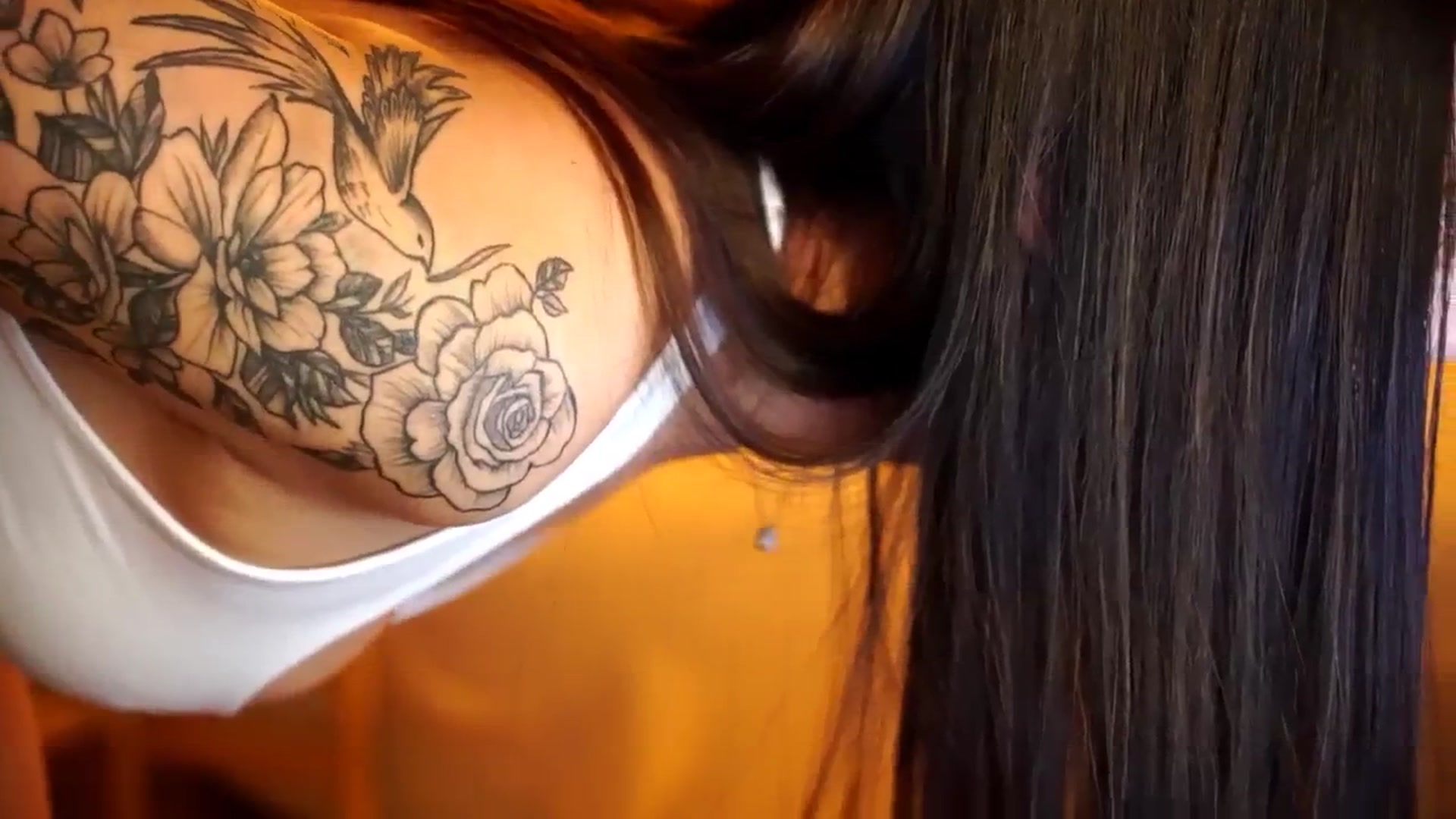 Gallery image thumbnail from Naomii18's myfreecams stream on, 12/09/2024, 16:29 image 16 of 20