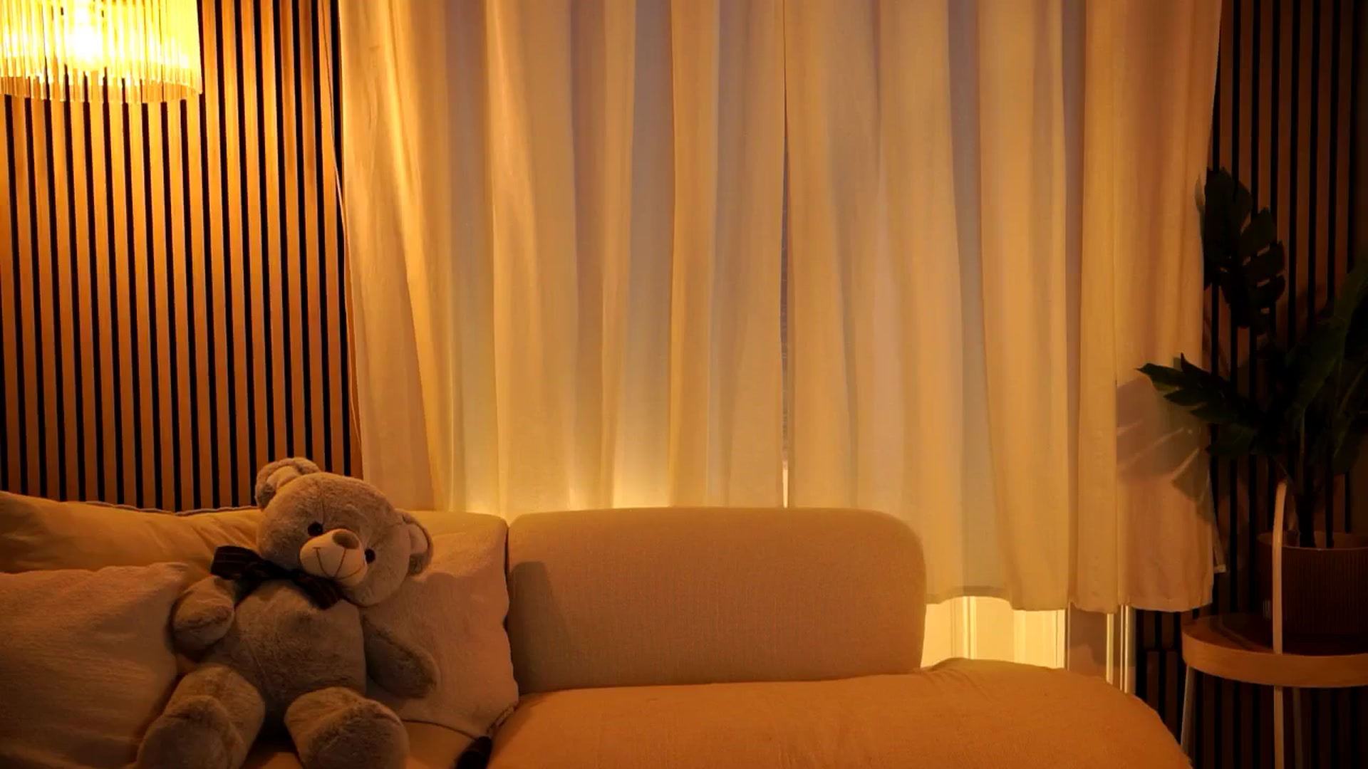 Gallery image thumbnail from Naomii18's myfreecams stream on, 12/16/2024, 15:06 image 8 of 20