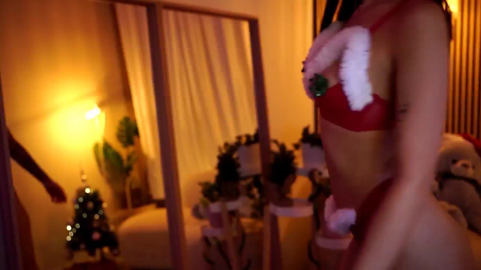 Gallery image thumbnail from Naomii18's myfreecams stream on, 12/26/2024, 18:07 image 7 of 20