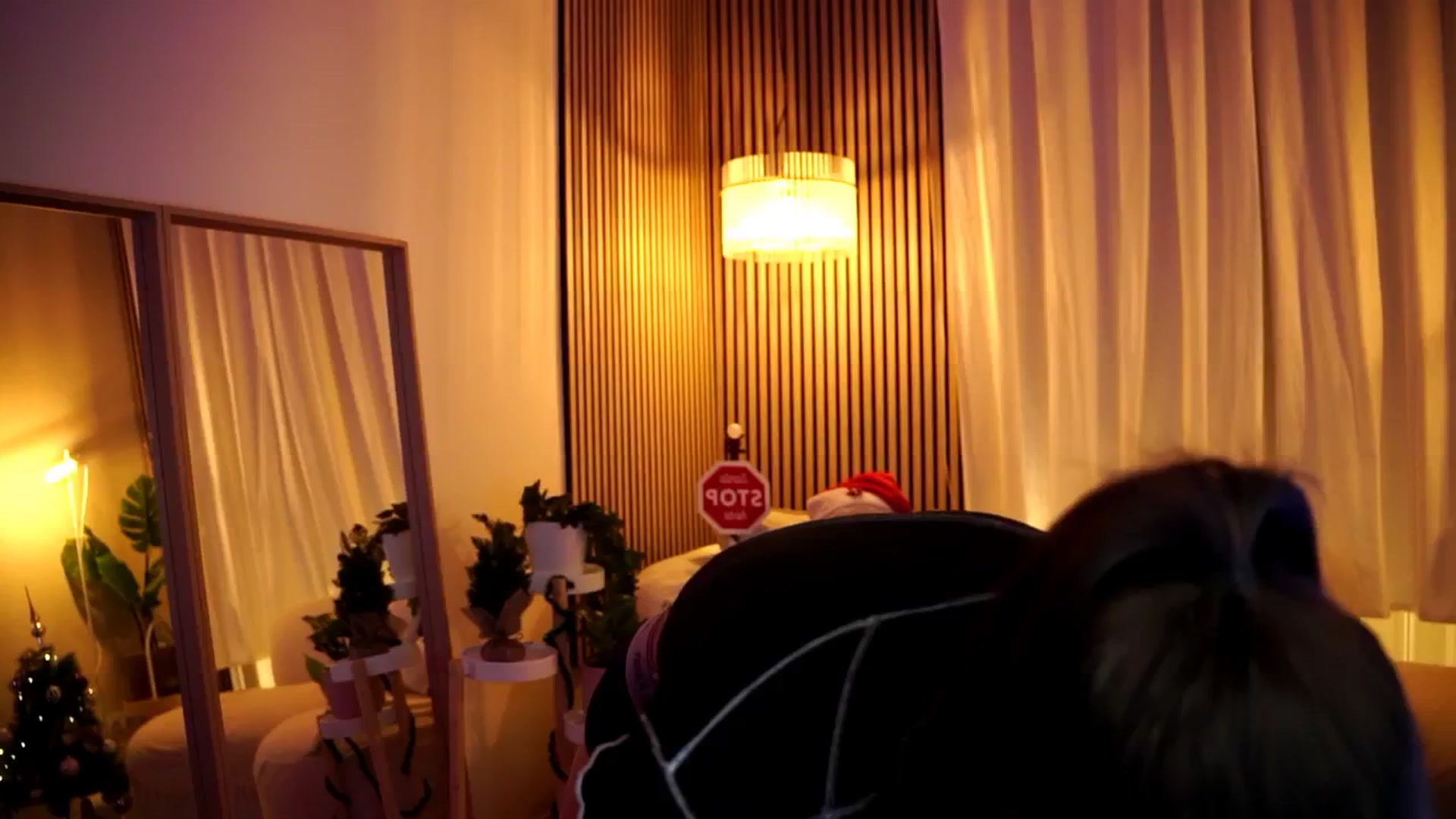 Gallery image thumbnail from Naomii18's myfreecams stream on, 12/28/2024, 18:41 image 8 of 20
