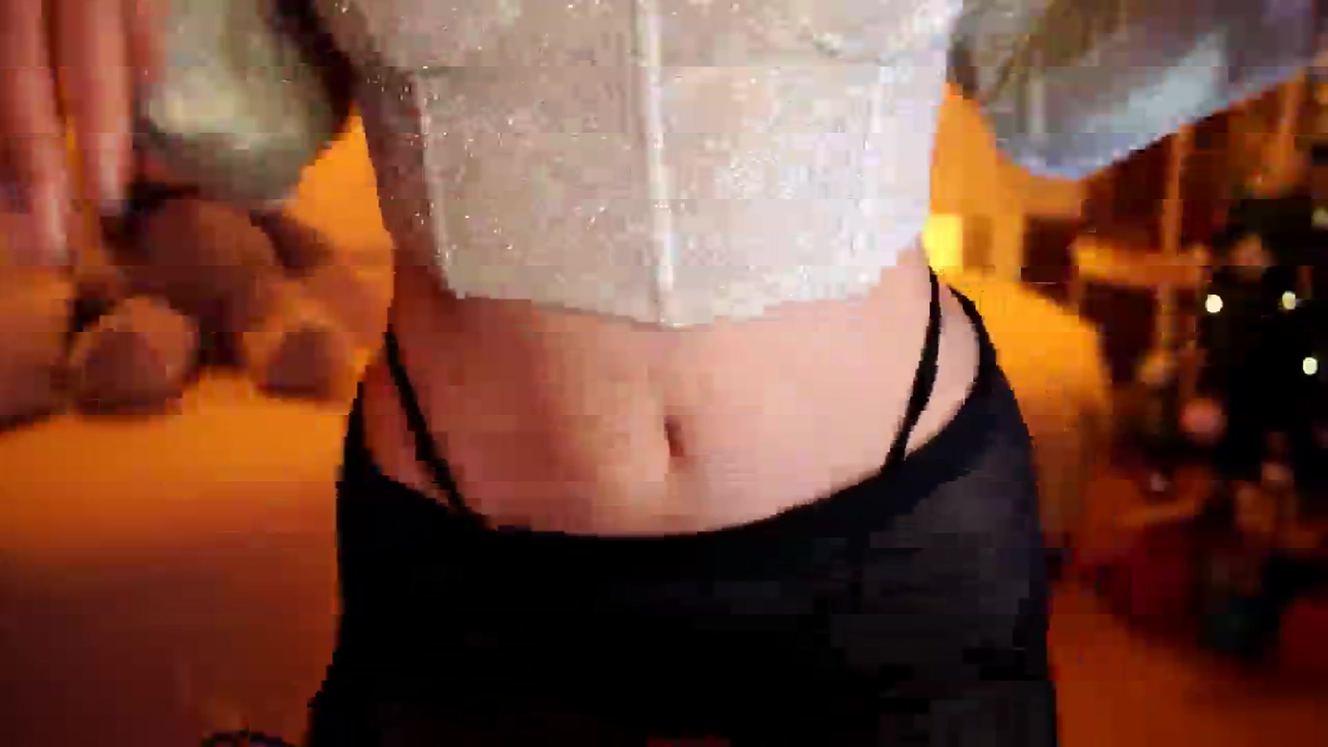 Gallery image thumbnail from Naomii18's myfreecams stream on, 12/31/2024, 07:42 image 3 of 20