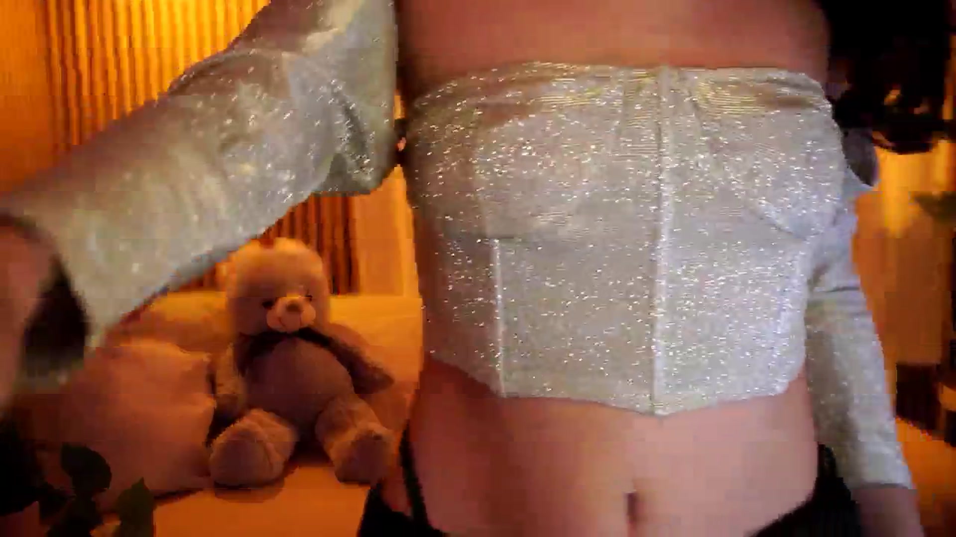 Gallery image thumbnail from Naomii18's myfreecams stream on, 12/31/2024, 07:42 image 2 of 20