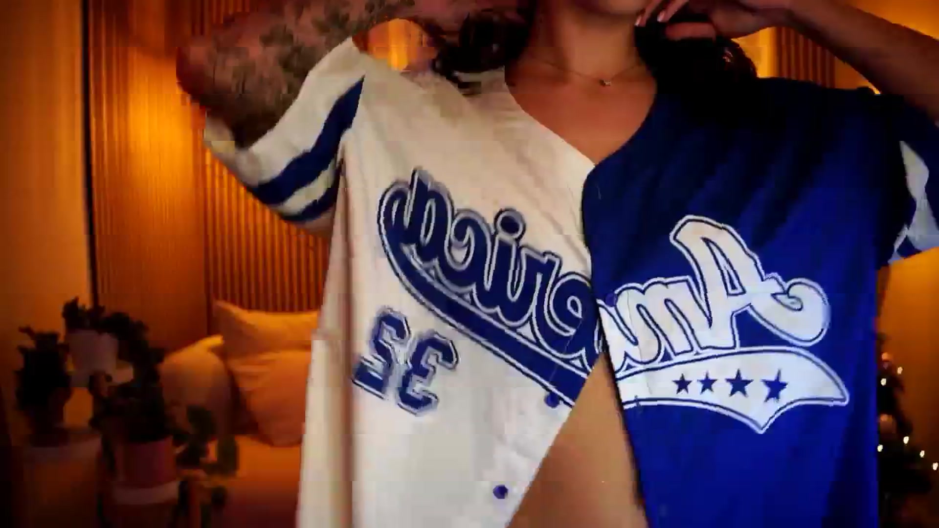 Gallery image thumbnail from Naomii18's myfreecams stream on, 12/31/2024, 13:57 image 16 of 20