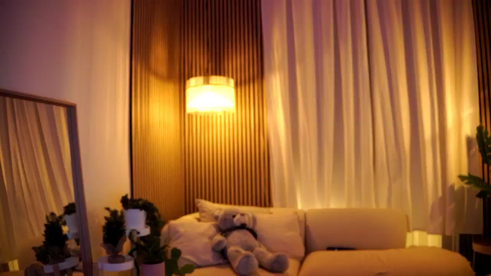 Gallery image thumbnail from Naomii18's myfreecams stream on, 01/06/2025, 19:01 image 5 of 20