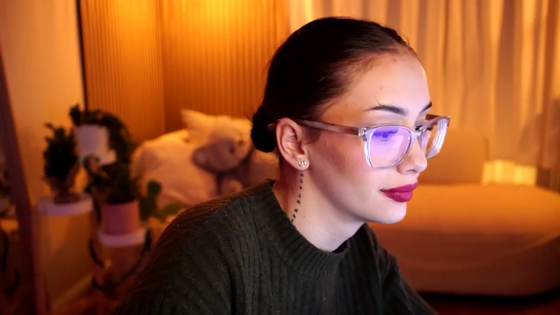 Gallery image thumbnail from Naomii18's myfreecams stream on, 01/06/2025, 19:01 image 20 of 20