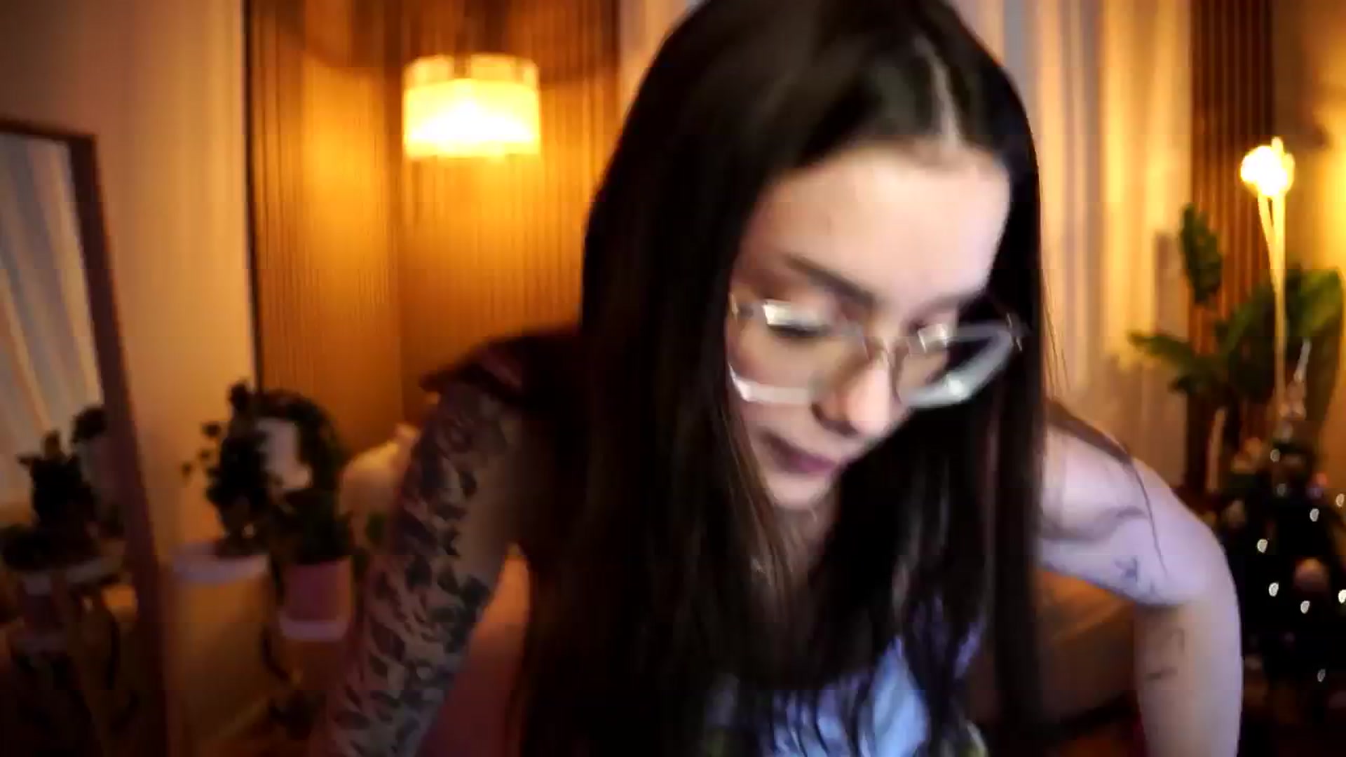 Gallery image thumbnail from Naomii18's myfreecams stream on, 01/09/2025, 09:19 image 8 of 20