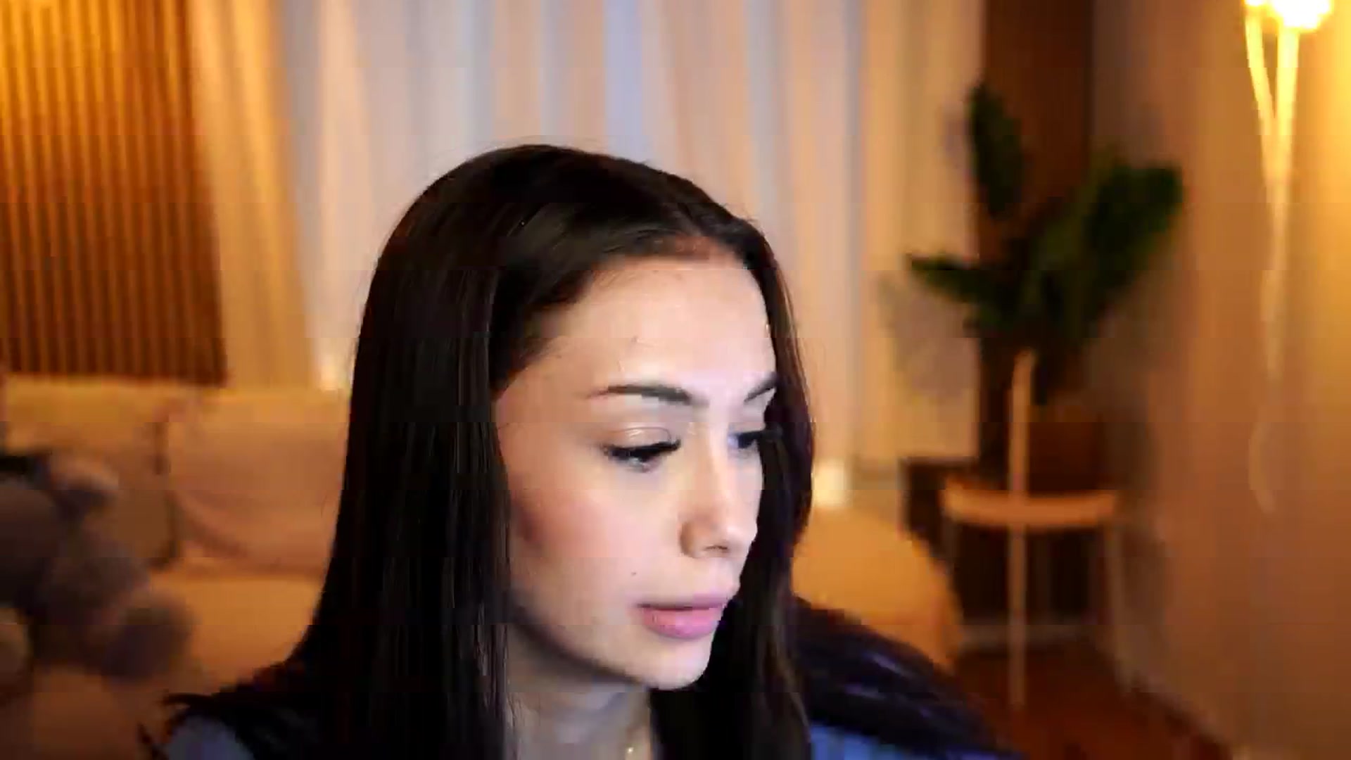 Gallery image thumbnail from Naomii18's myfreecams stream on, 01/14/2025, 11:38 image 18 of 20