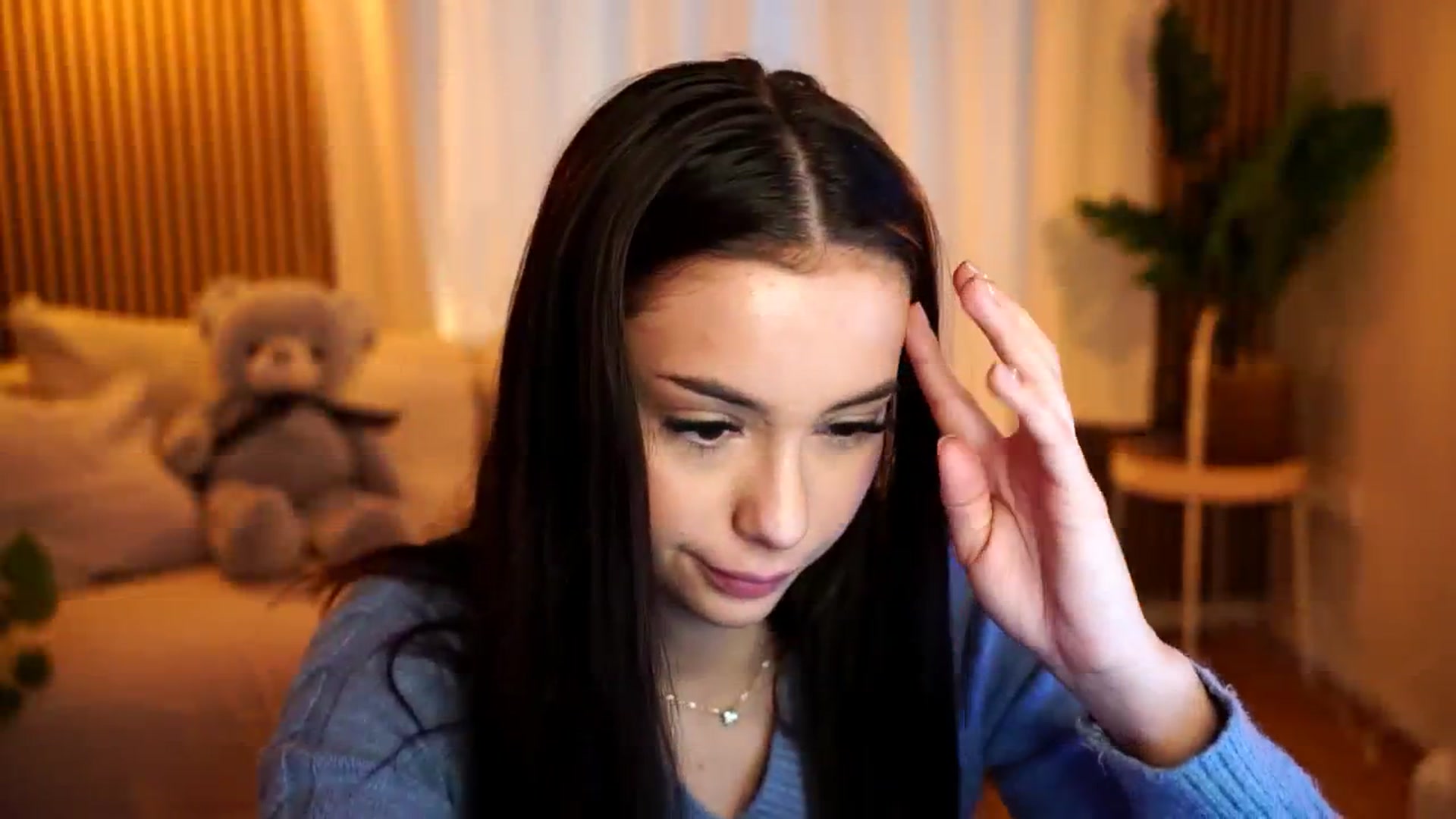 Gallery image thumbnail from Naomii18's myfreecams stream on, 01/14/2025, 11:38 image 14 of 20