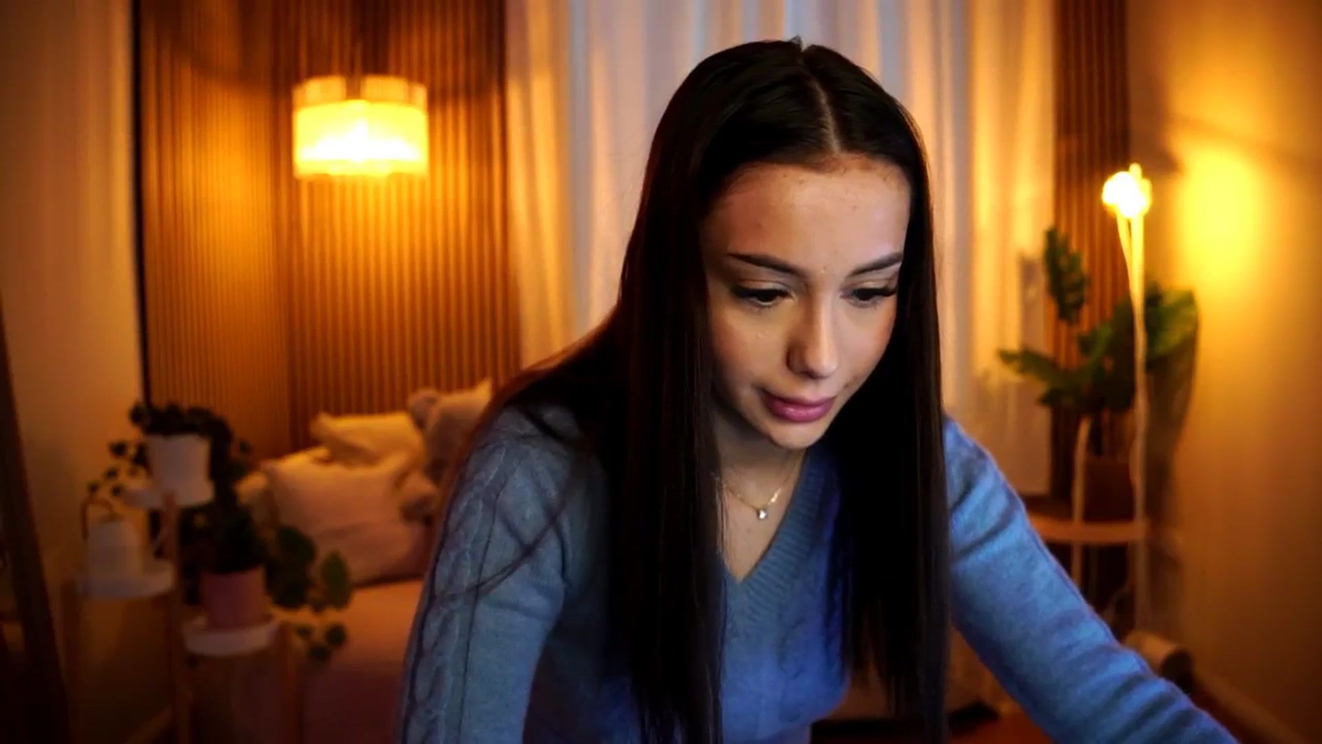 Gallery image thumbnail from Naomii18's myfreecams stream on, 01/14/2025, 11:38 image 4 of 20