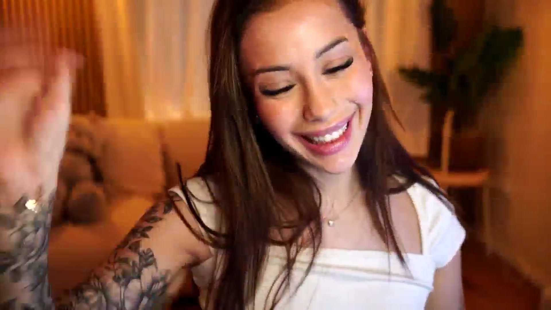 Gallery image thumbnail from Naomii18's myfreecams stream on, 01/16/2025, 12:25 image 10 of 20