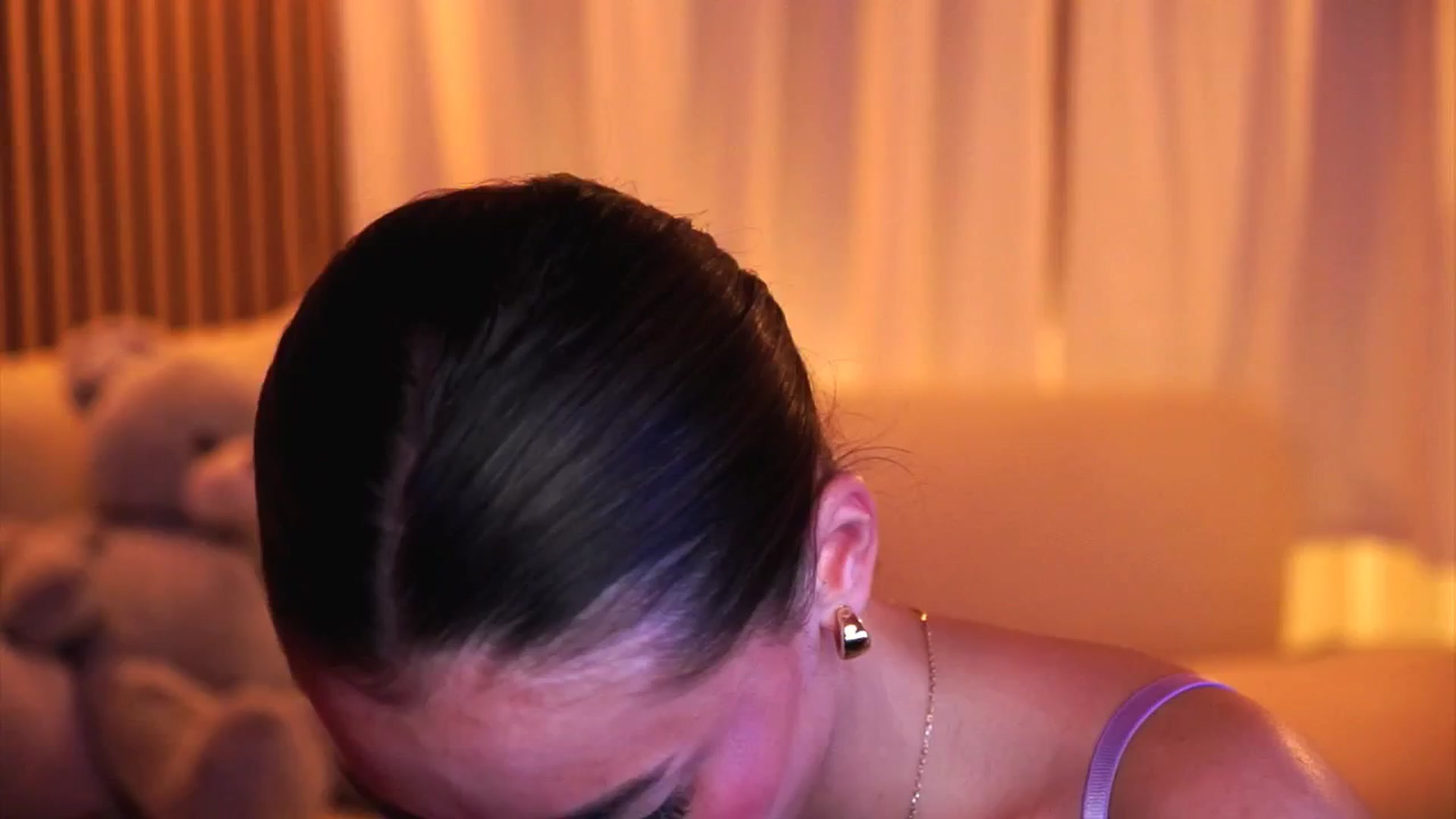 Gallery image thumbnail from Naomii18's myfreecams stream on, 01/20/2025, 18:08 image 3 of 20