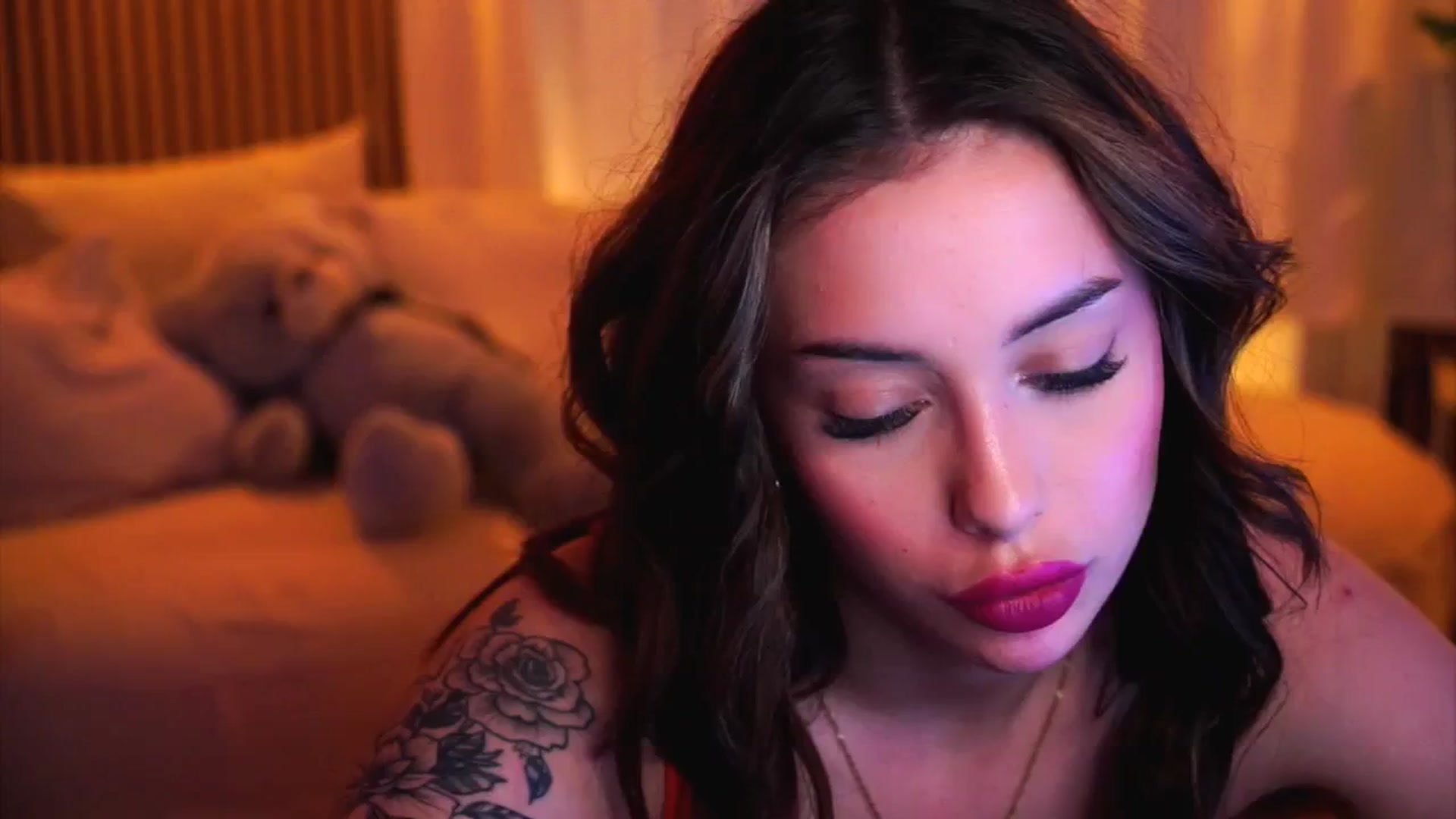 Gallery image thumbnail from Naomii18's myfreecams stream on, 01/22/2025, 14:55 image 13 of 20