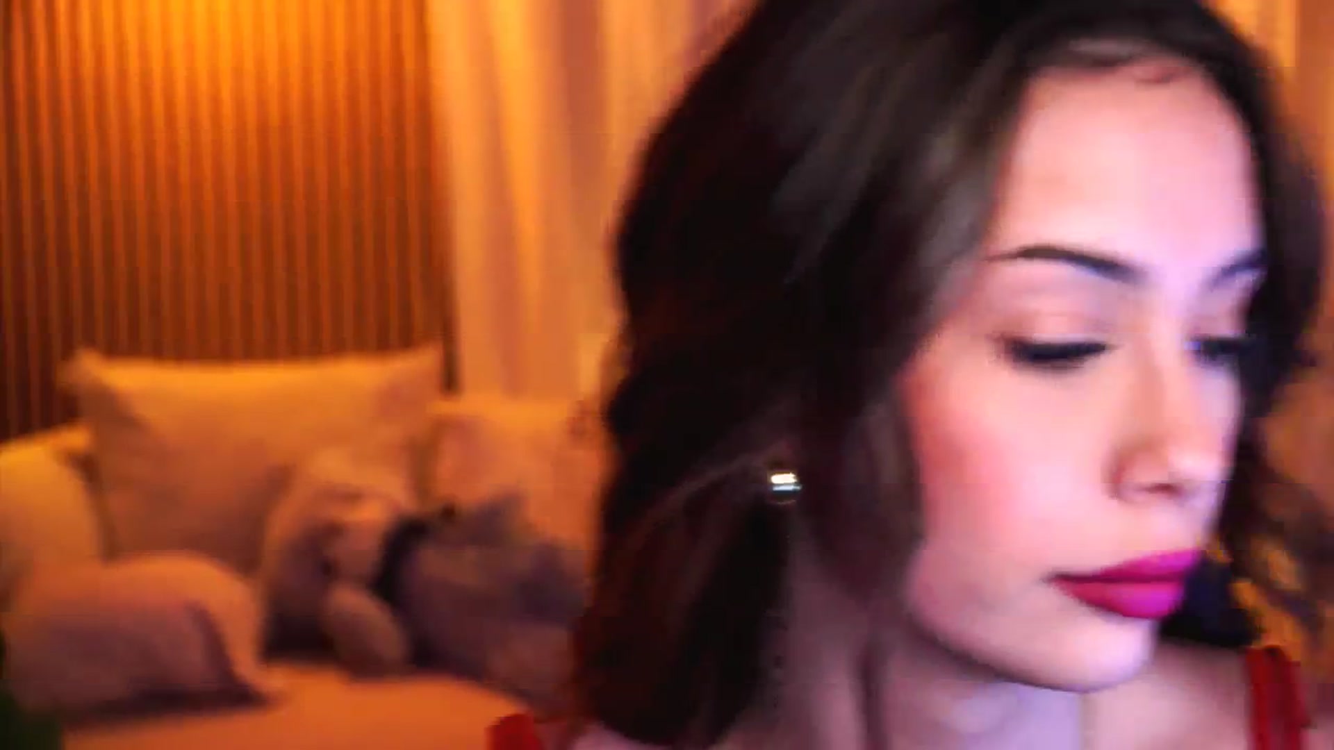 Gallery image thumbnail from Naomii18's myfreecams stream on, 01/22/2025, 17:53 image 3 of 20