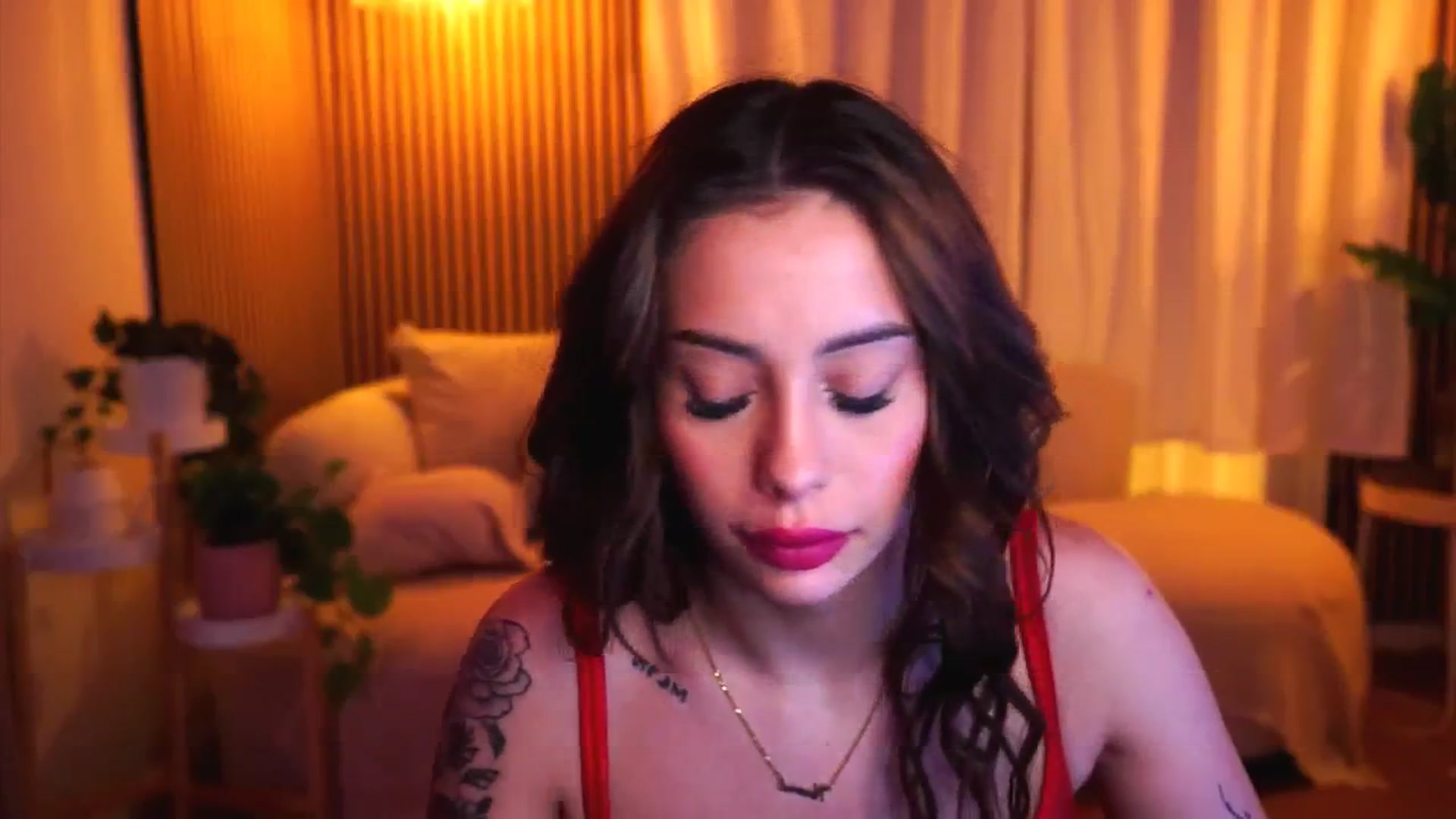 Gallery image thumbnail from Naomii18's myfreecams stream on, 01/22/2025, 17:53 image 20 of 20