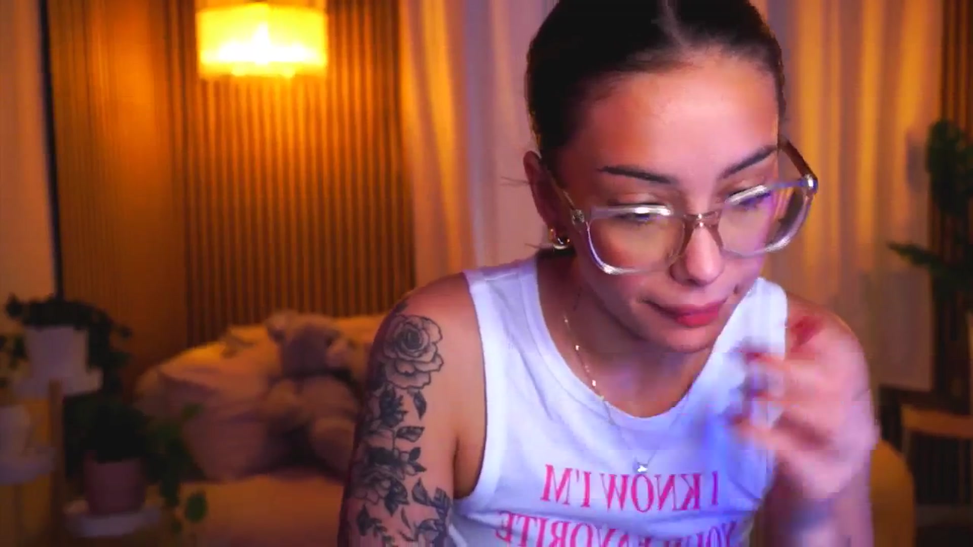 Gallery image thumbnail from Naomii18's myfreecams stream on, 01/26/2025, 14:04 image 18 of 20