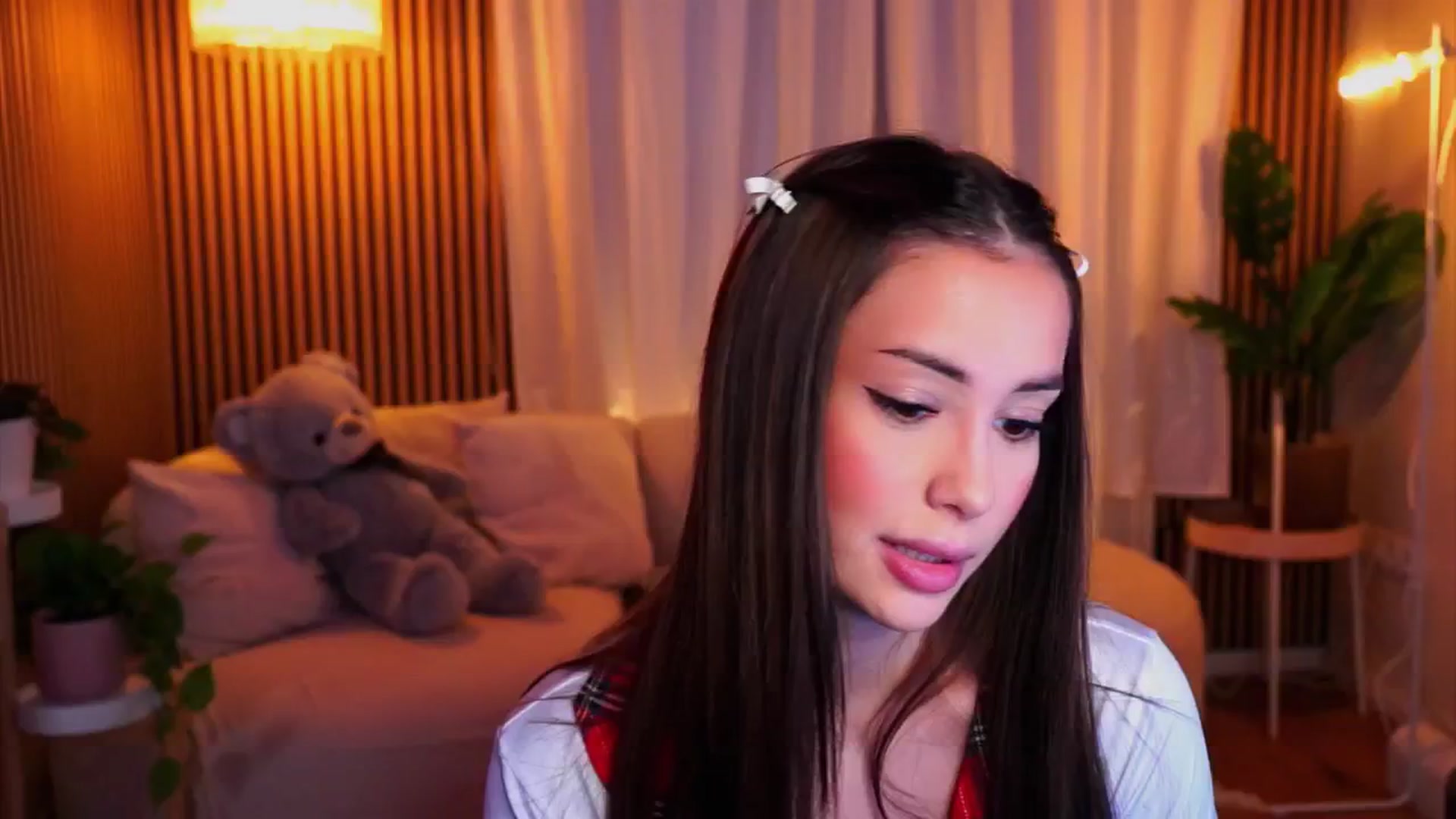 Gallery image thumbnail from Naomii18's myfreecams stream on, 02/01/2025, 15:39 image 8 of 20