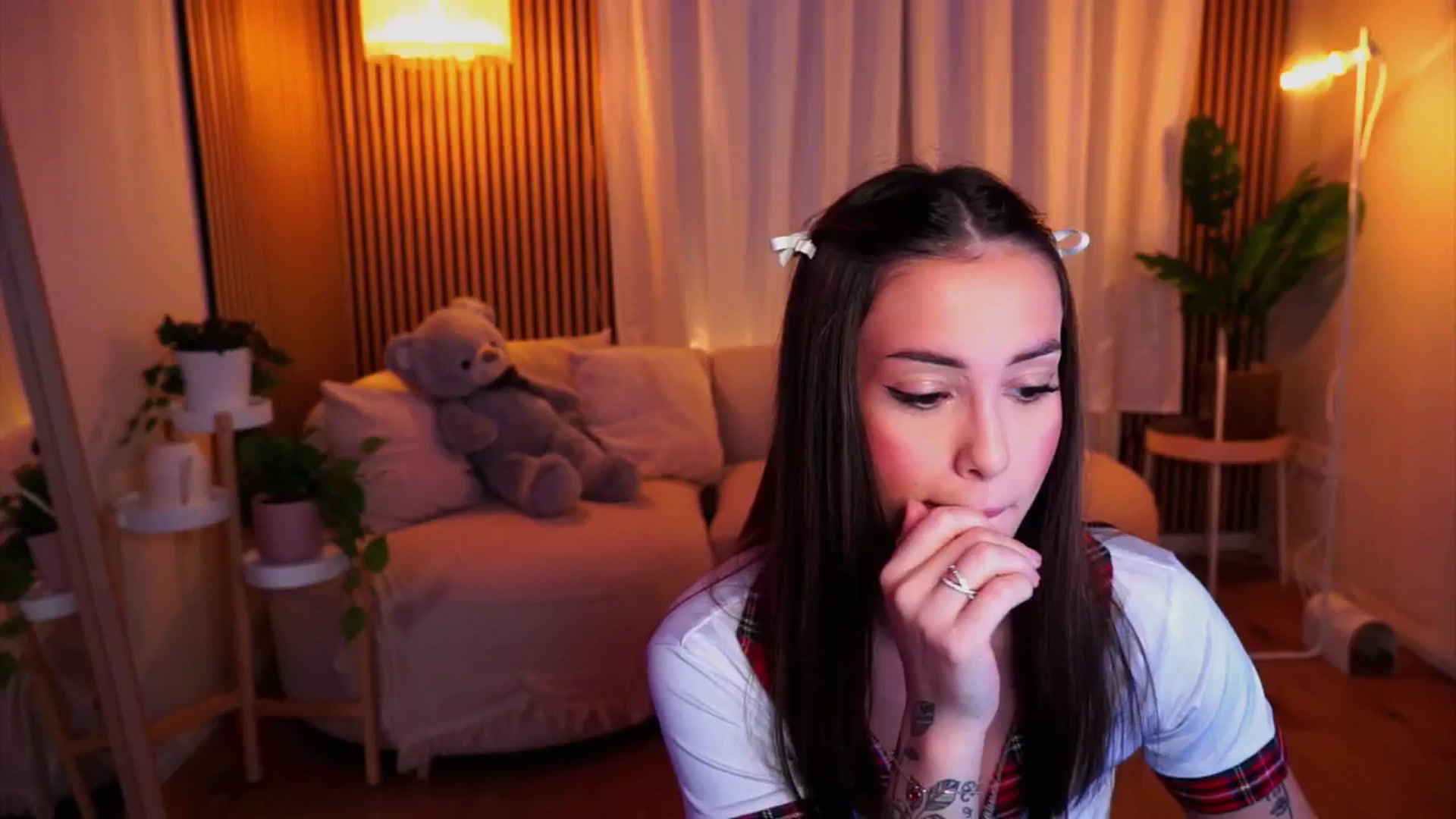 Gallery image thumbnail from Naomii18's myfreecams stream on, 02/01/2025, 15:39 image 11 of 20