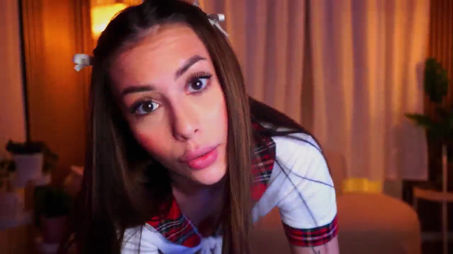 Gallery image thumbnail from Naomii18's myfreecams stream on, 02/01/2025, 17:15 image 5 of 20