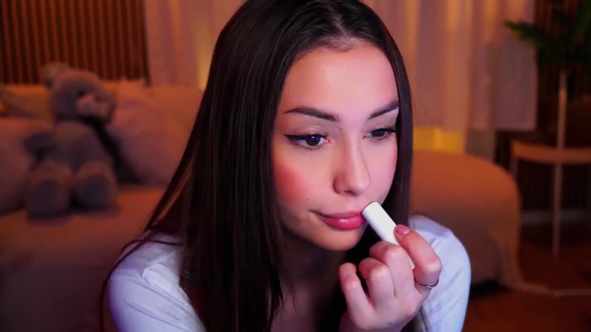 Gallery image thumbnail from Naomii18's myfreecams stream on, 02/01/2025, 18:47 image 15 of 20