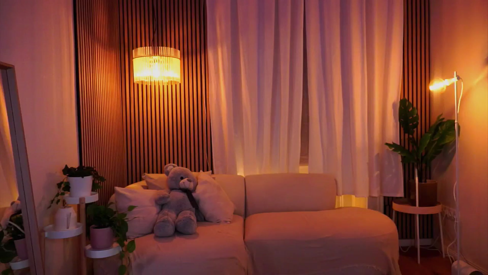 Gallery image thumbnail from Naomii18's myfreecams stream on, 02/01/2025, 18:47 image 5 of 20