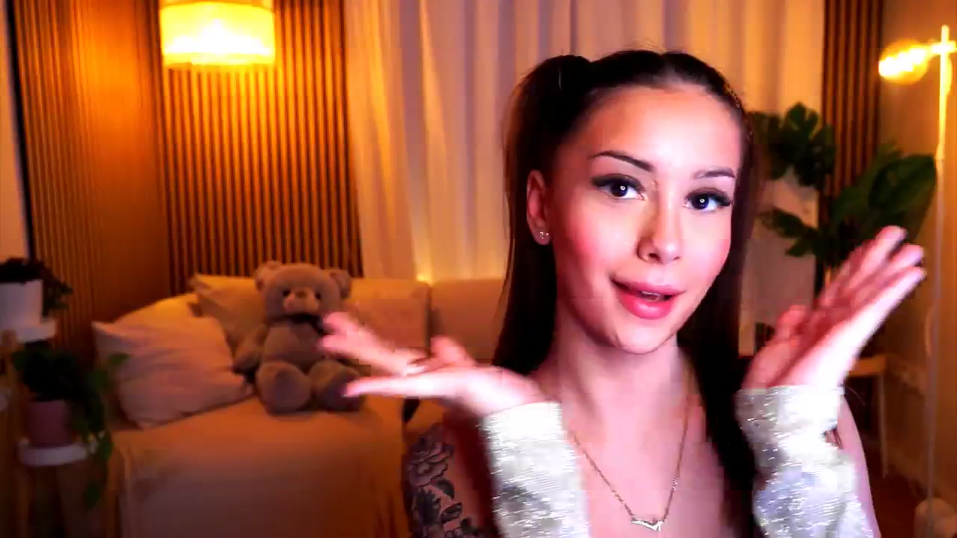 Gallery image thumbnail from Naomii18's myfreecams stream on, 02/11/2025, 14:06 image 17 of 20