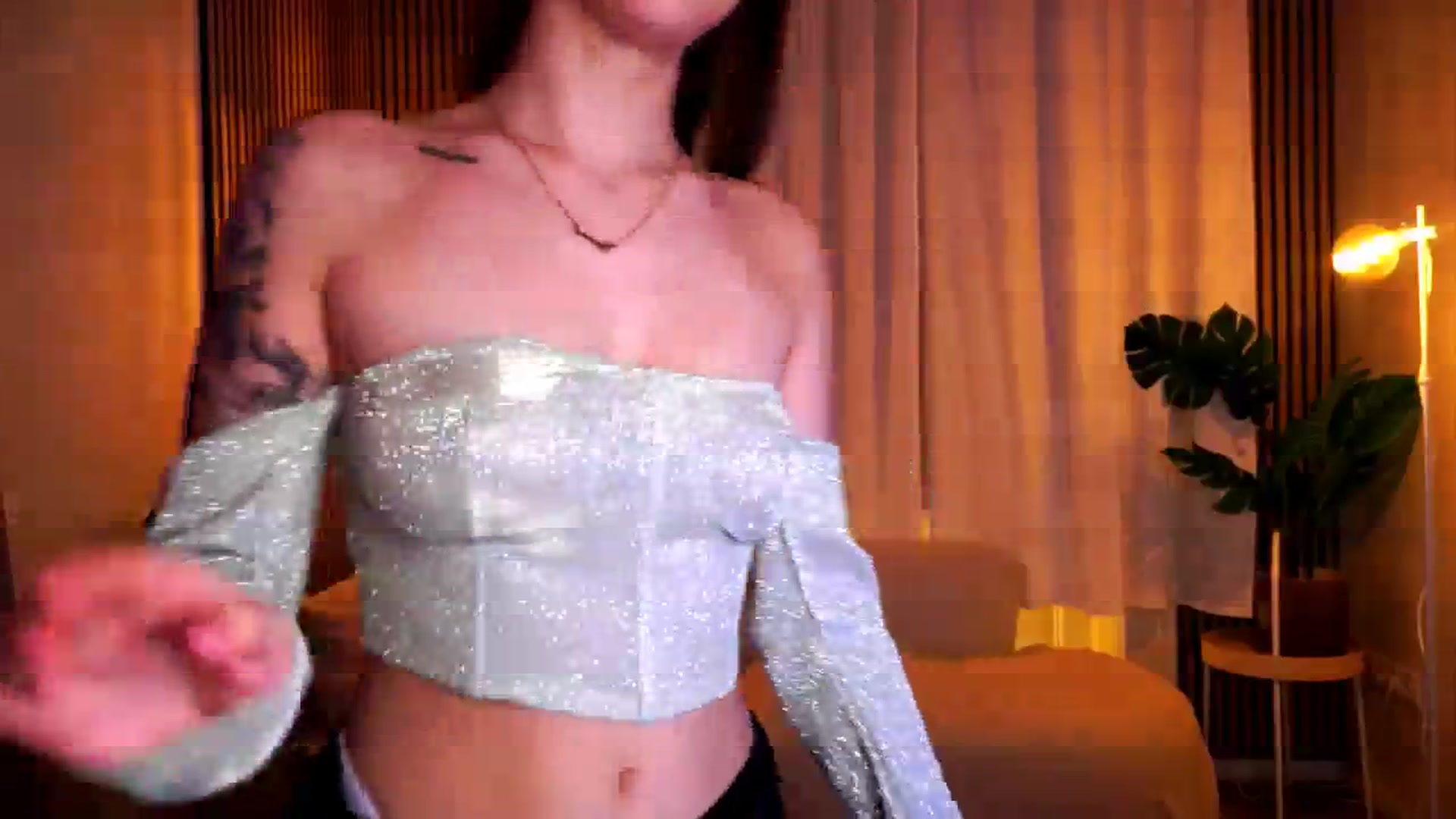 Gallery image thumbnail from Naomii18's myfreecams stream on, 02/11/2025, 18:02 image 4 of 20