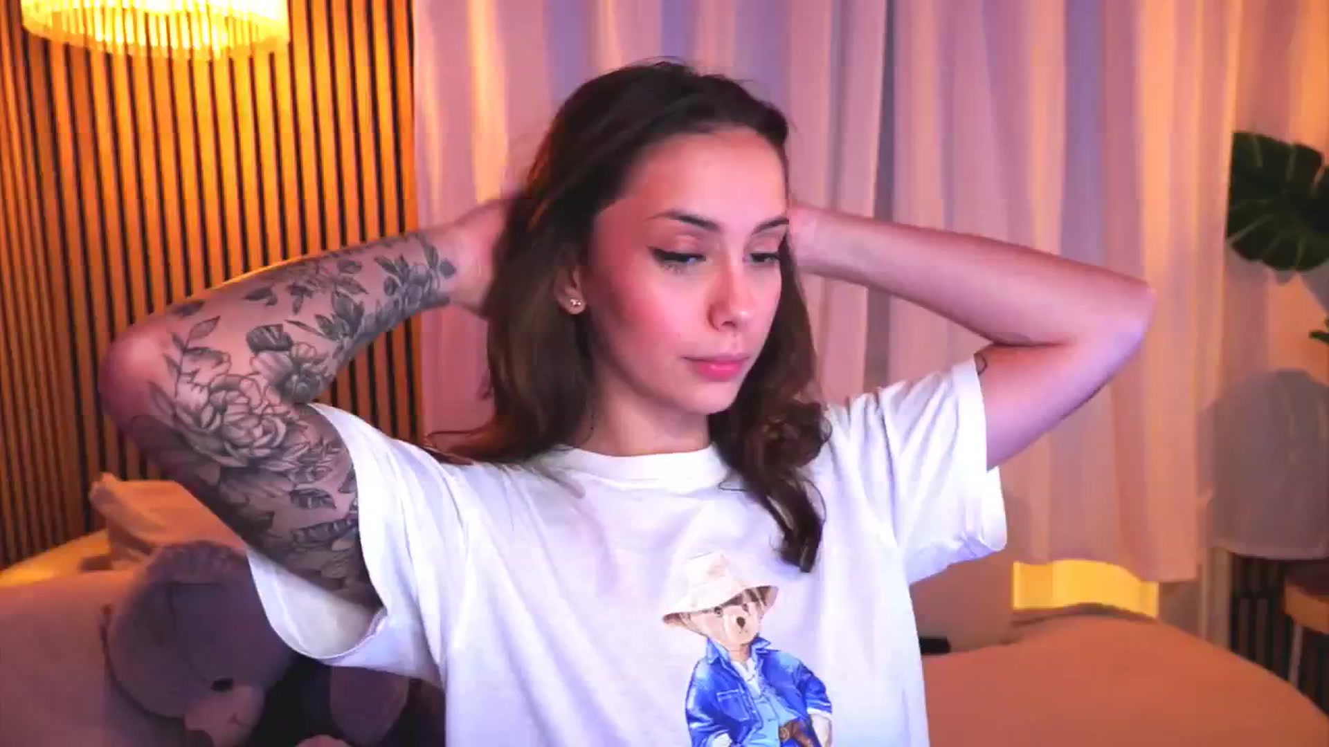 Gallery image thumbnail from Naomii18's myfreecams stream on, 02/28/2025, 15:47 image 20 of 20