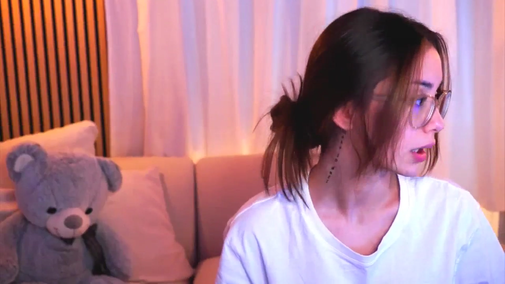 Gallery image thumbnail from Naomii18's myfreecams stream on, 03/05/2025, 14:51 image 18 of 20