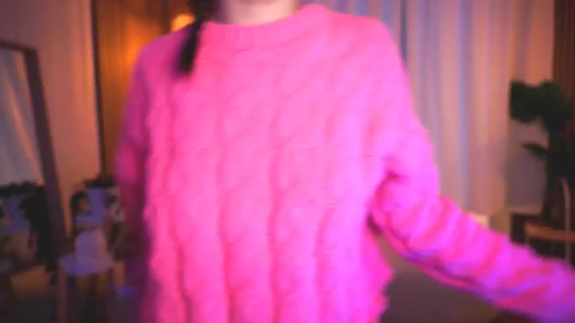 Gallery image thumbnail from Naomii18's myfreecams stream on, 03/11/2025, 13:39 image 15 of 20