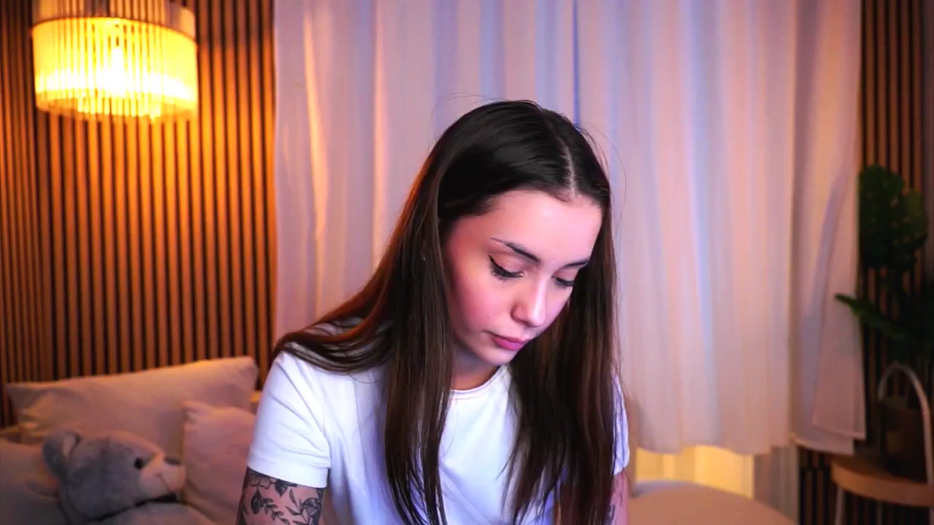 Gallery image thumbnail from Naomii18's myfreecams stream on, 03/12/2025, 15:07 image 20 of 20