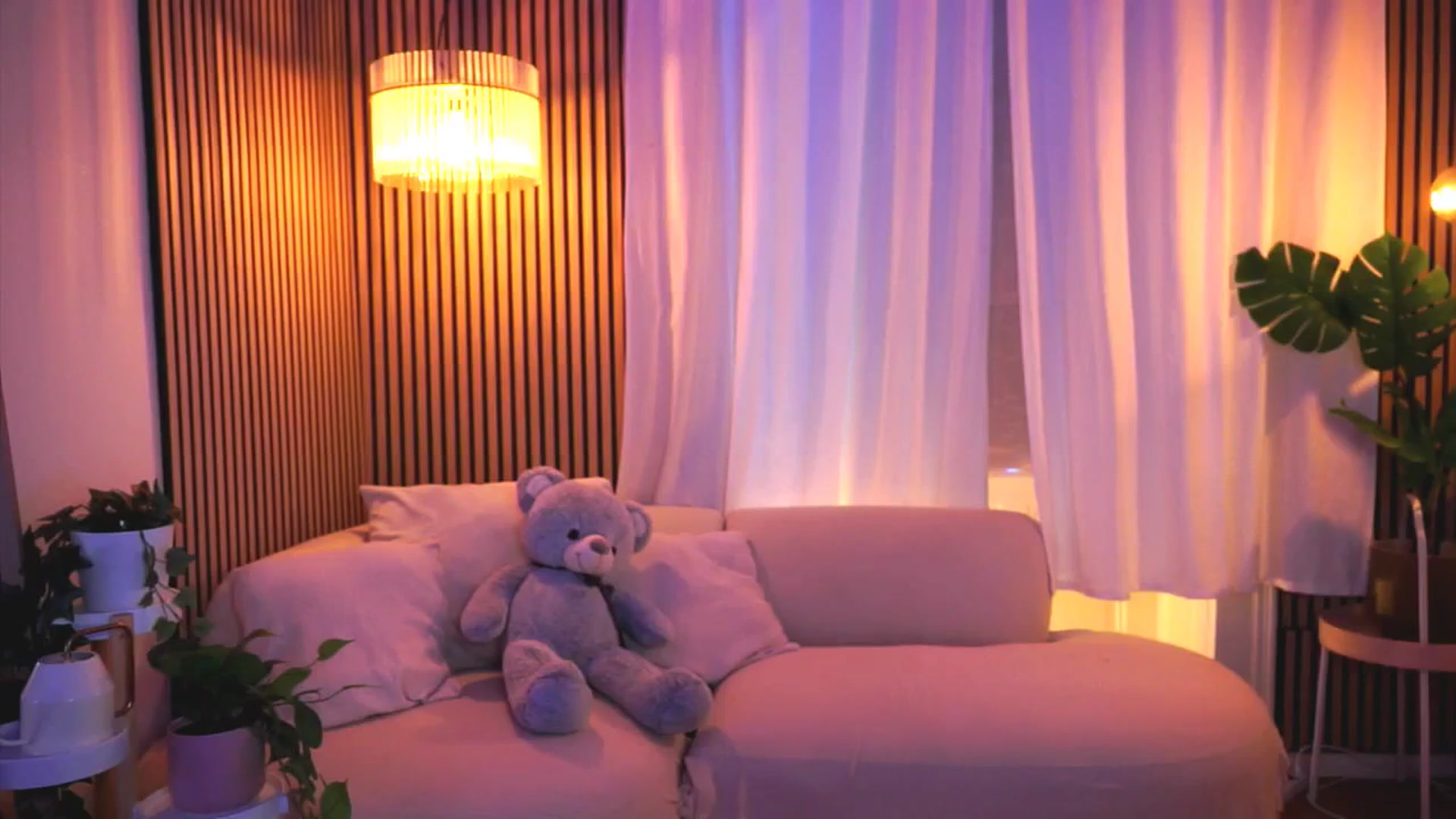 Gallery image thumbnail from Naomii18's myfreecams stream on, 03/14/2025, 16:16 image 17 of 20