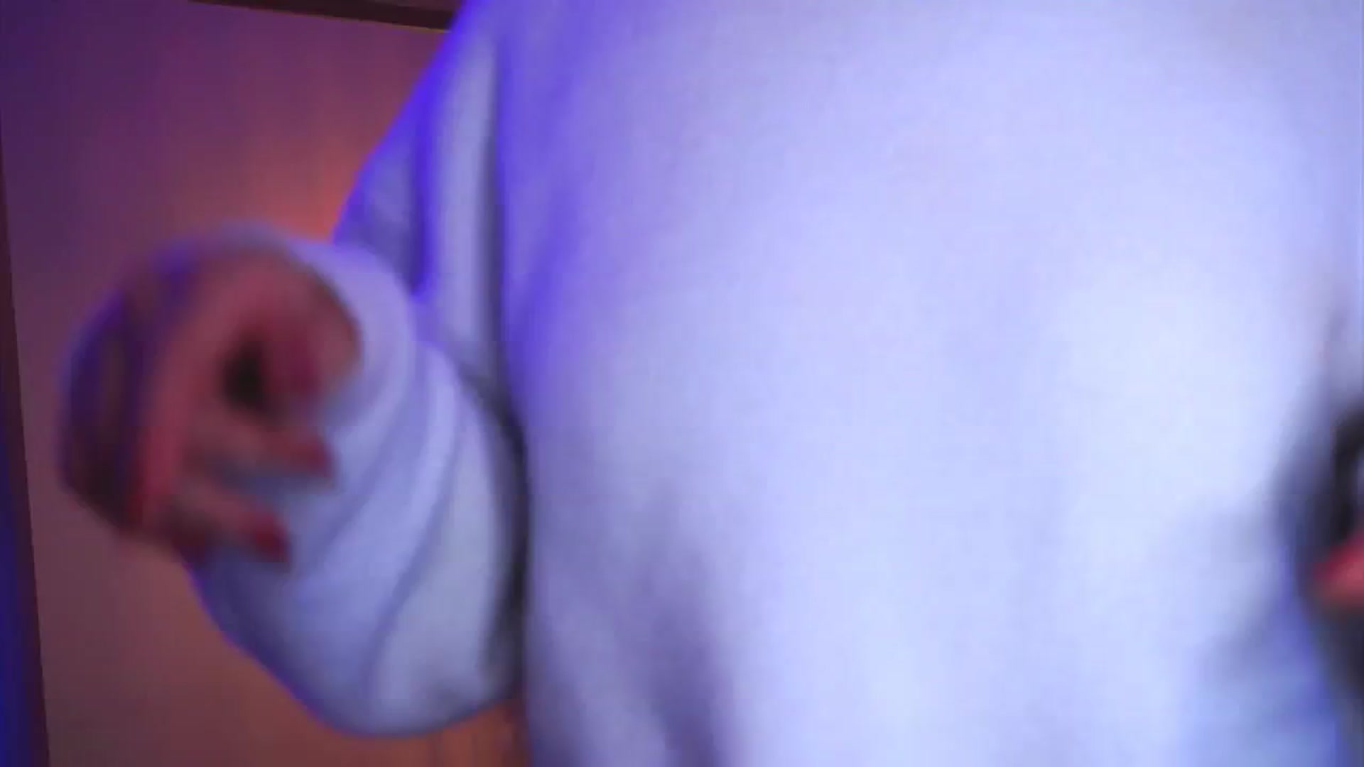 Gallery image thumbnail from Naomii18's myfreecams stream on, 03/14/2025, 18:12 image 1 of 20