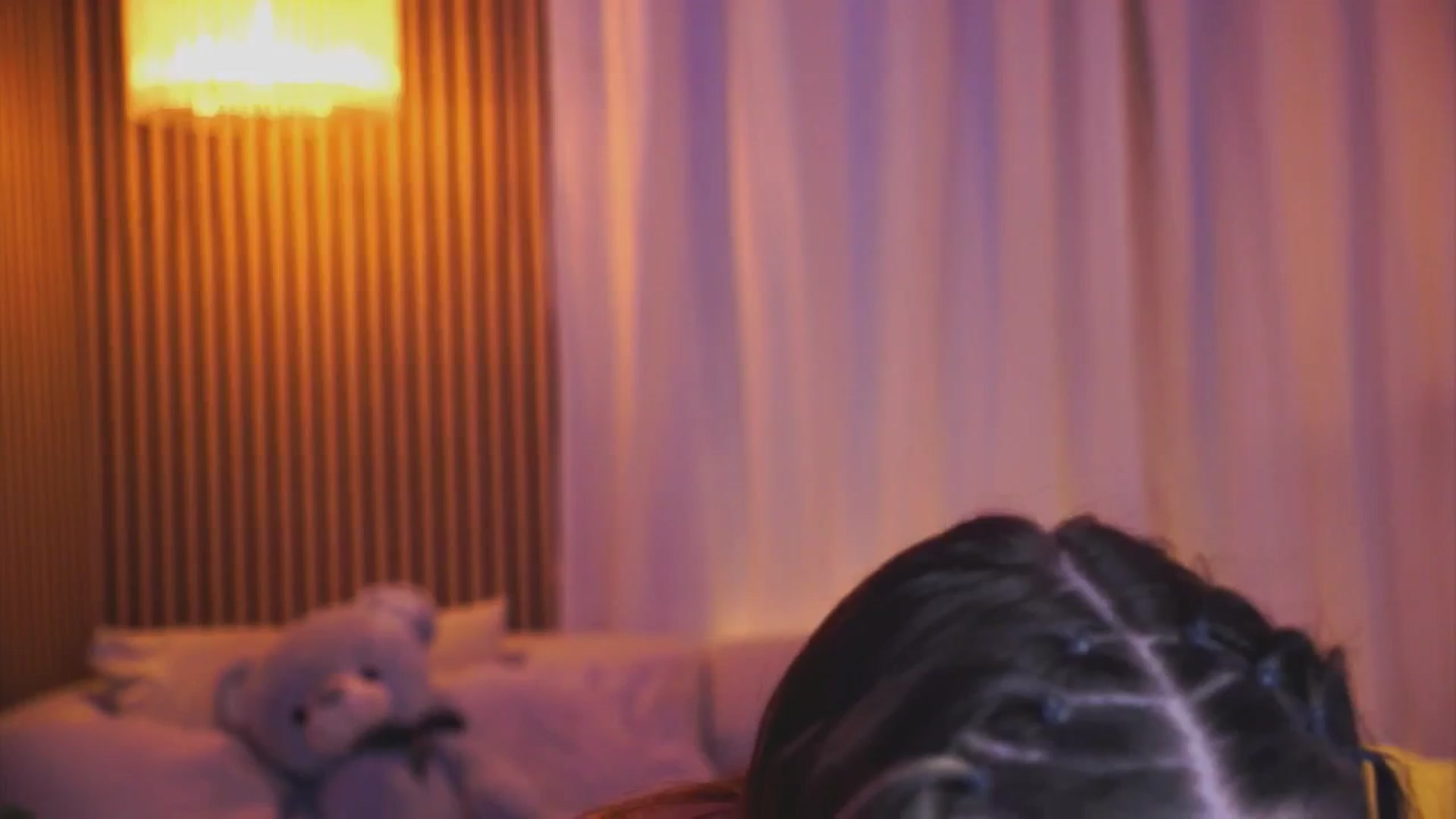 Gallery image thumbnail from Naomii18's myfreecams stream on, 03/21/2025, 19:00 image 17 of 20