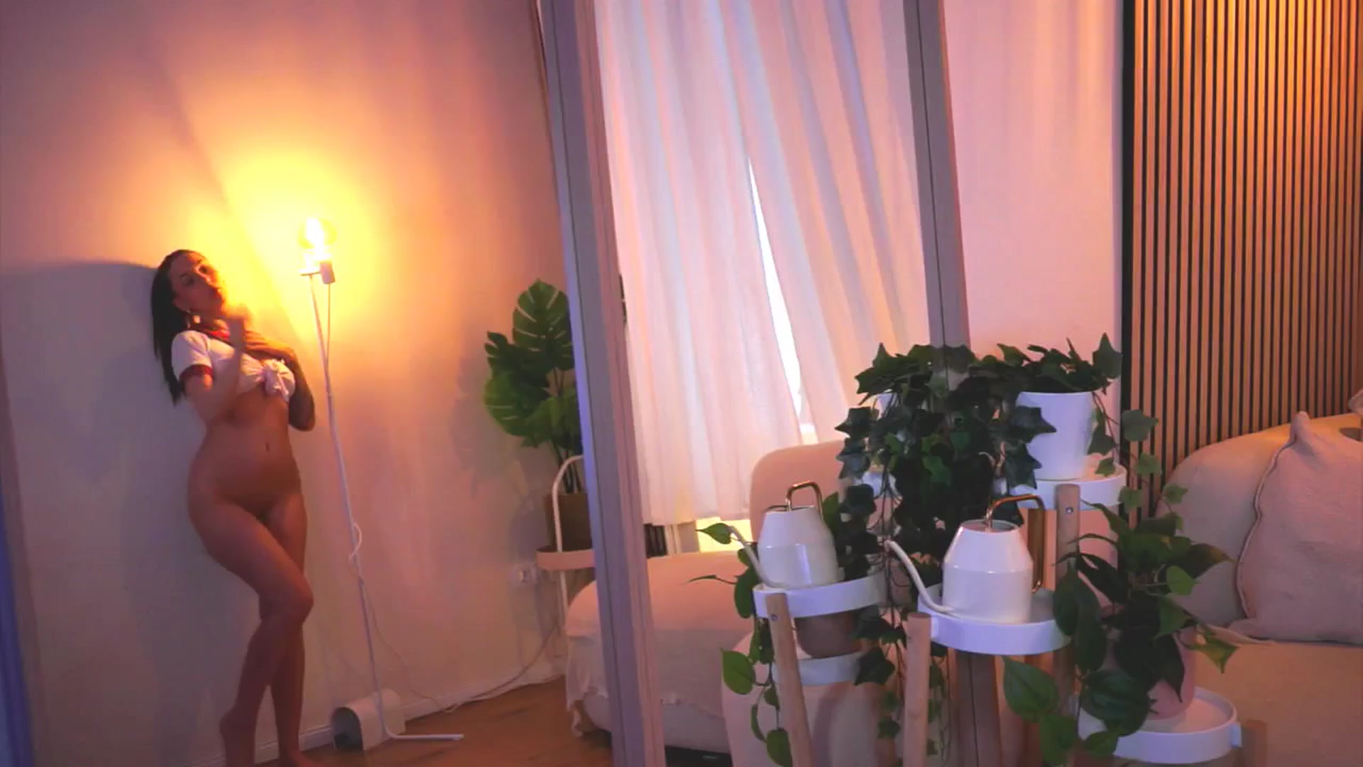 Gallery image thumbnail from Naomii18's myfreecams stream on, 03/31/2025, 15:01 image 18 of 20