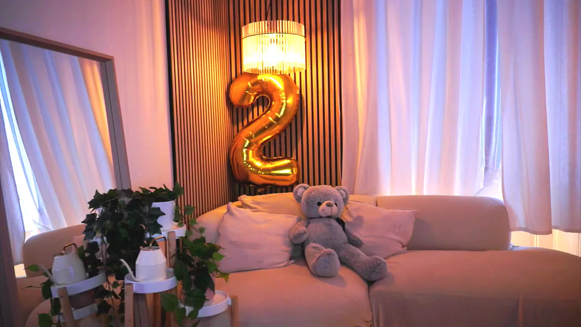 Gallery image thumbnail from Naomii18's myfreecams stream on, 04/02/2025, 14:29 image 8 of 20