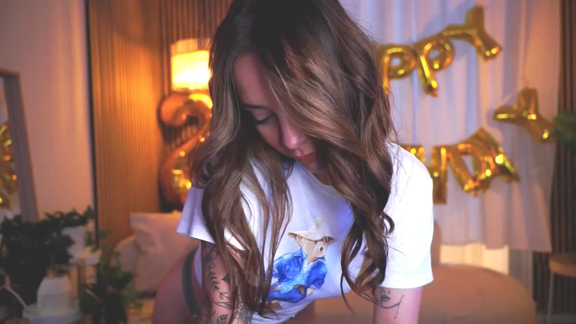 Gallery image thumbnail from Naomii18's myfreecams stream on, 04/04/2025, 12:29 image 7 of 20