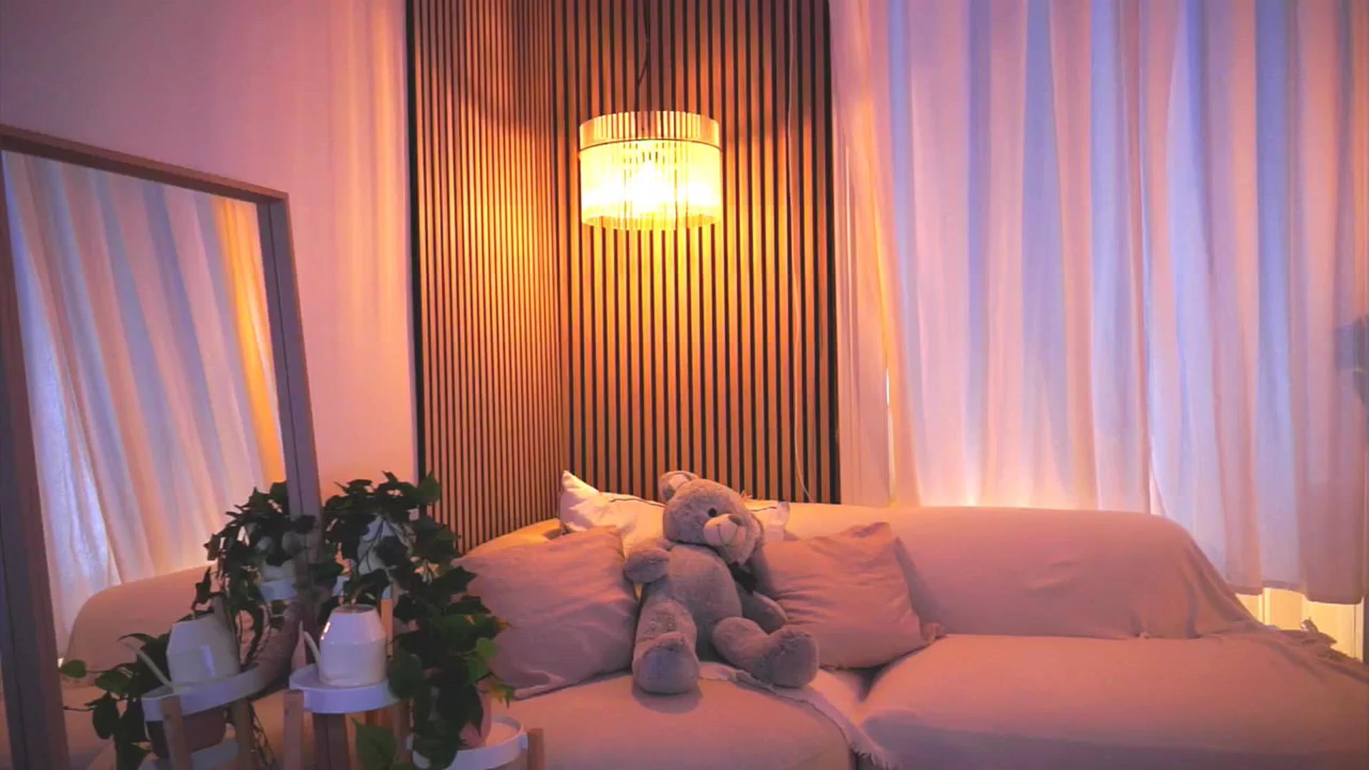 Gallery image thumbnail from Naomii18's myfreecams stream on, 04/17/2025, 14:38 image 20 of 20