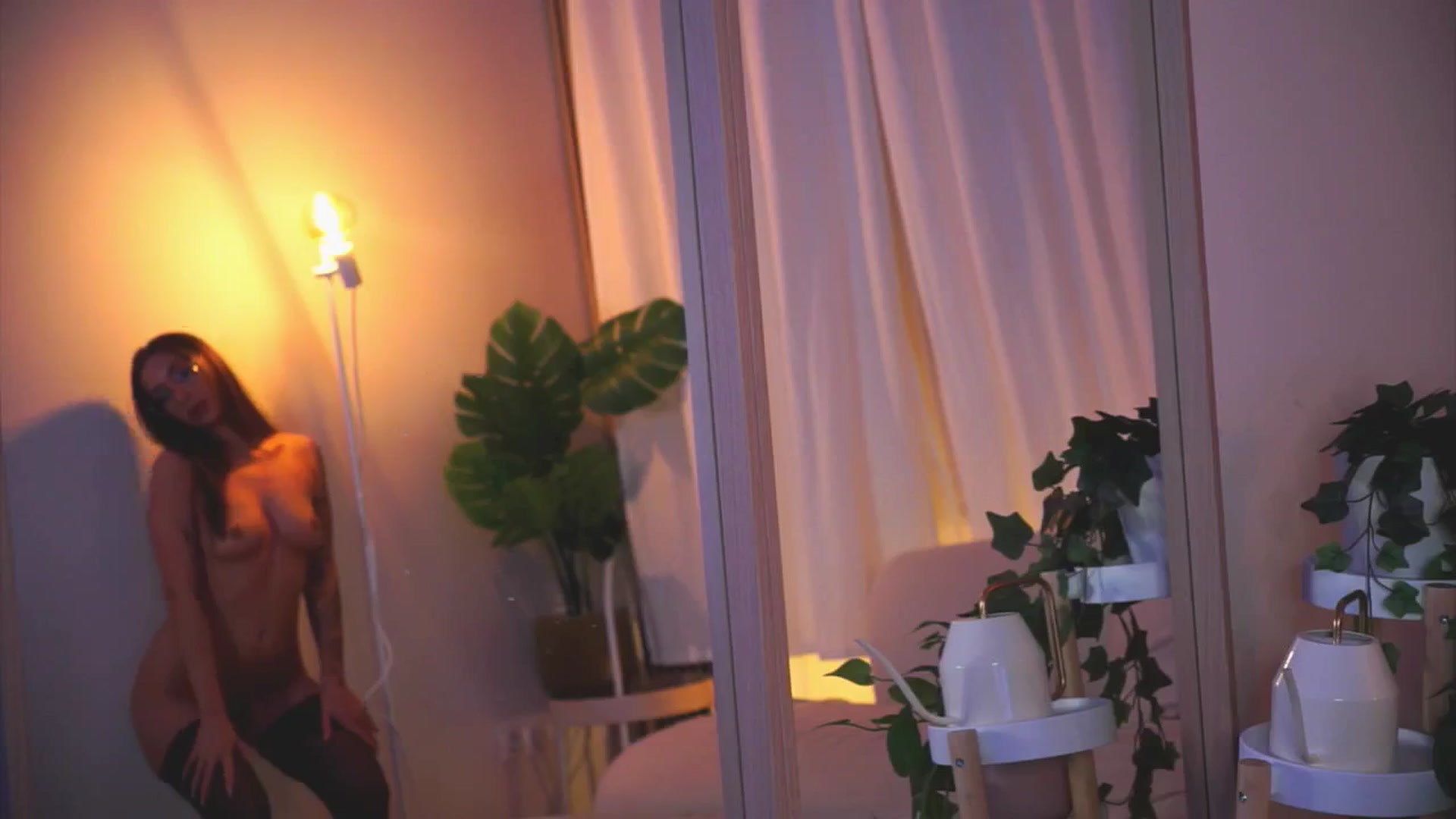 Gallery image thumbnail from Naomii18's myfreecams stream on, 05/16/2025, 21:01 image 20 of 20