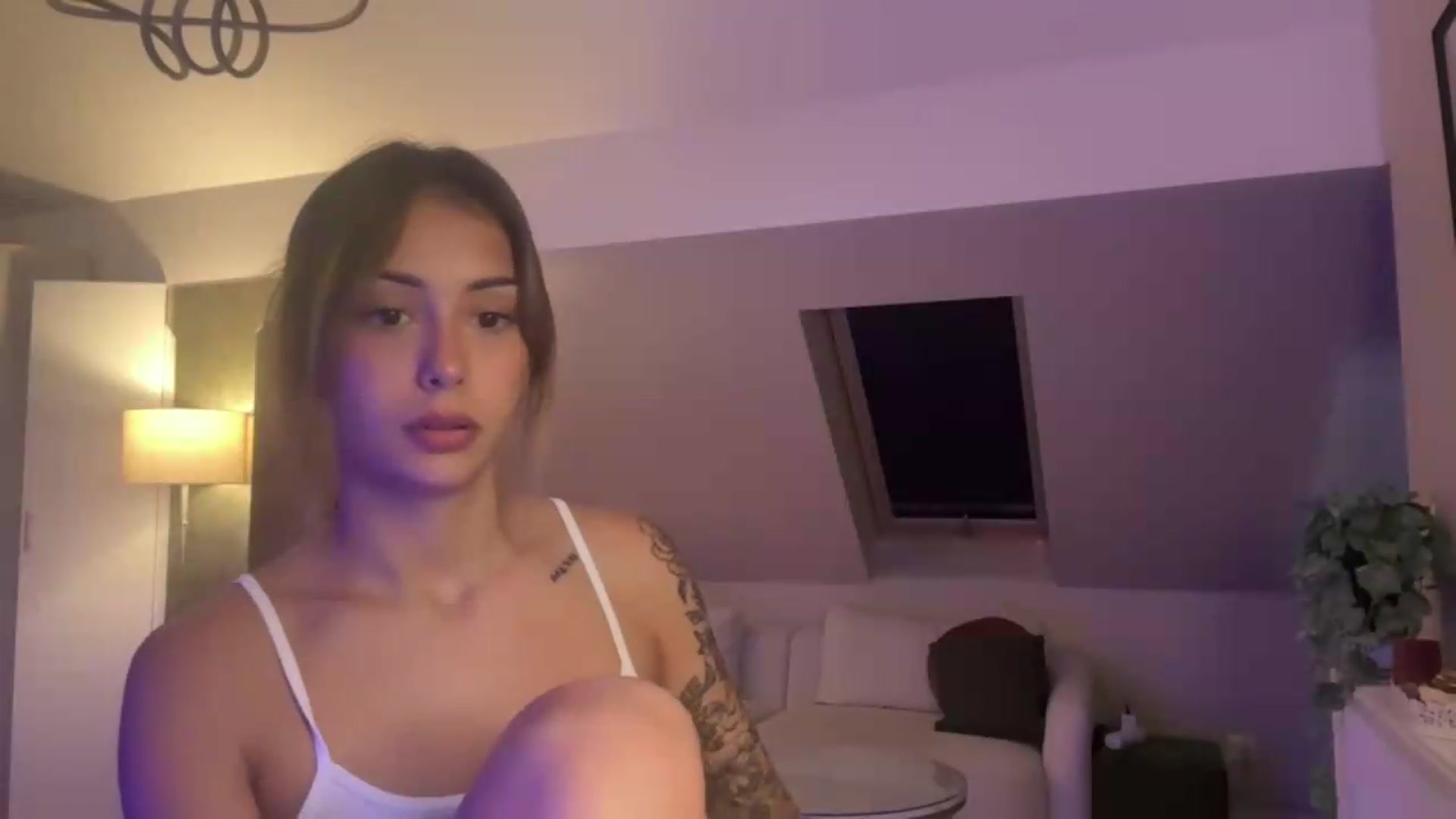 Gallery image thumbnail from Naomii20's myfreecams stream on, 07/02/2026, 12:46 image 2 of 20