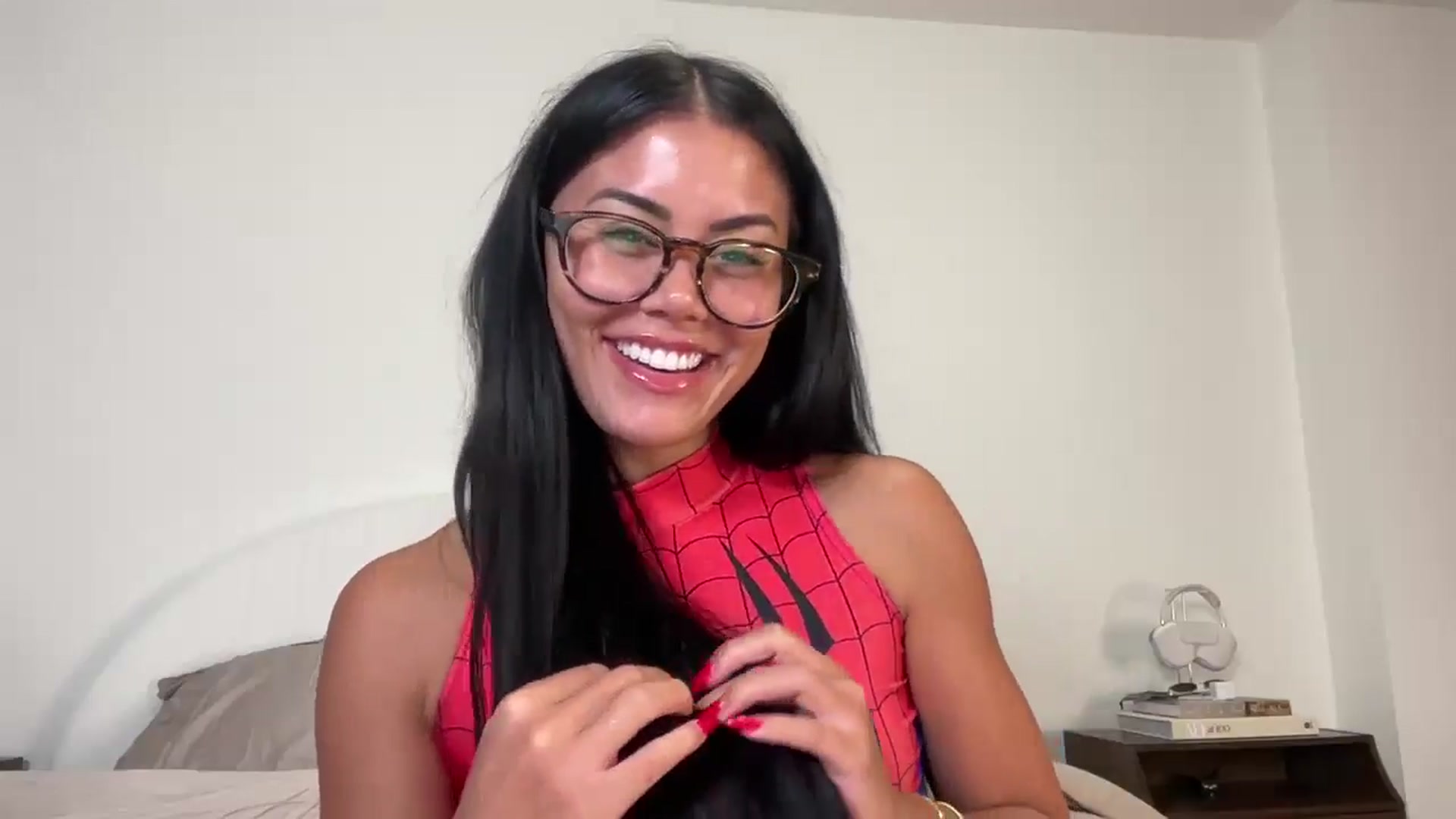 Gallery image thumbnail from Naomilynn's myfreecams stream on, 10/09/2024, 04:32 image 2 of 20