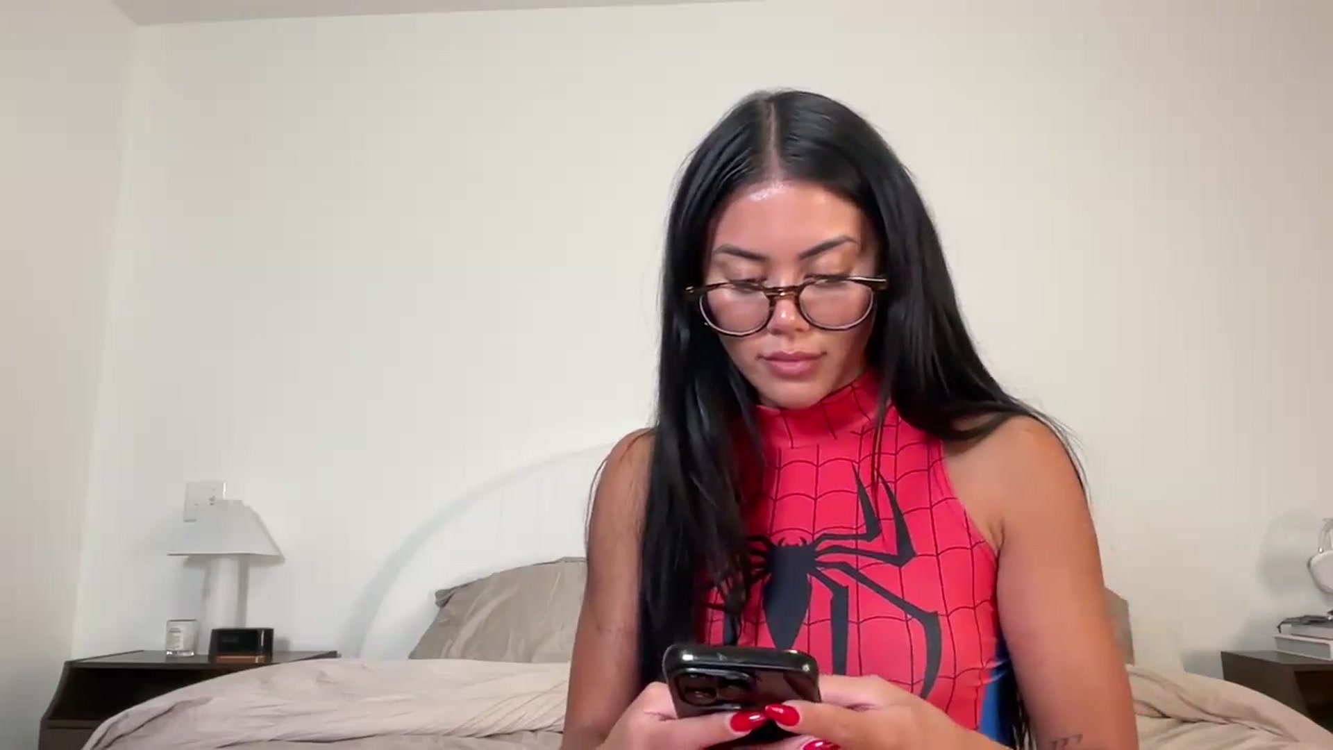 Gallery image thumbnail from Naomilynn's myfreecams stream on, 10/09/2024, 05:35 image 4 of 20