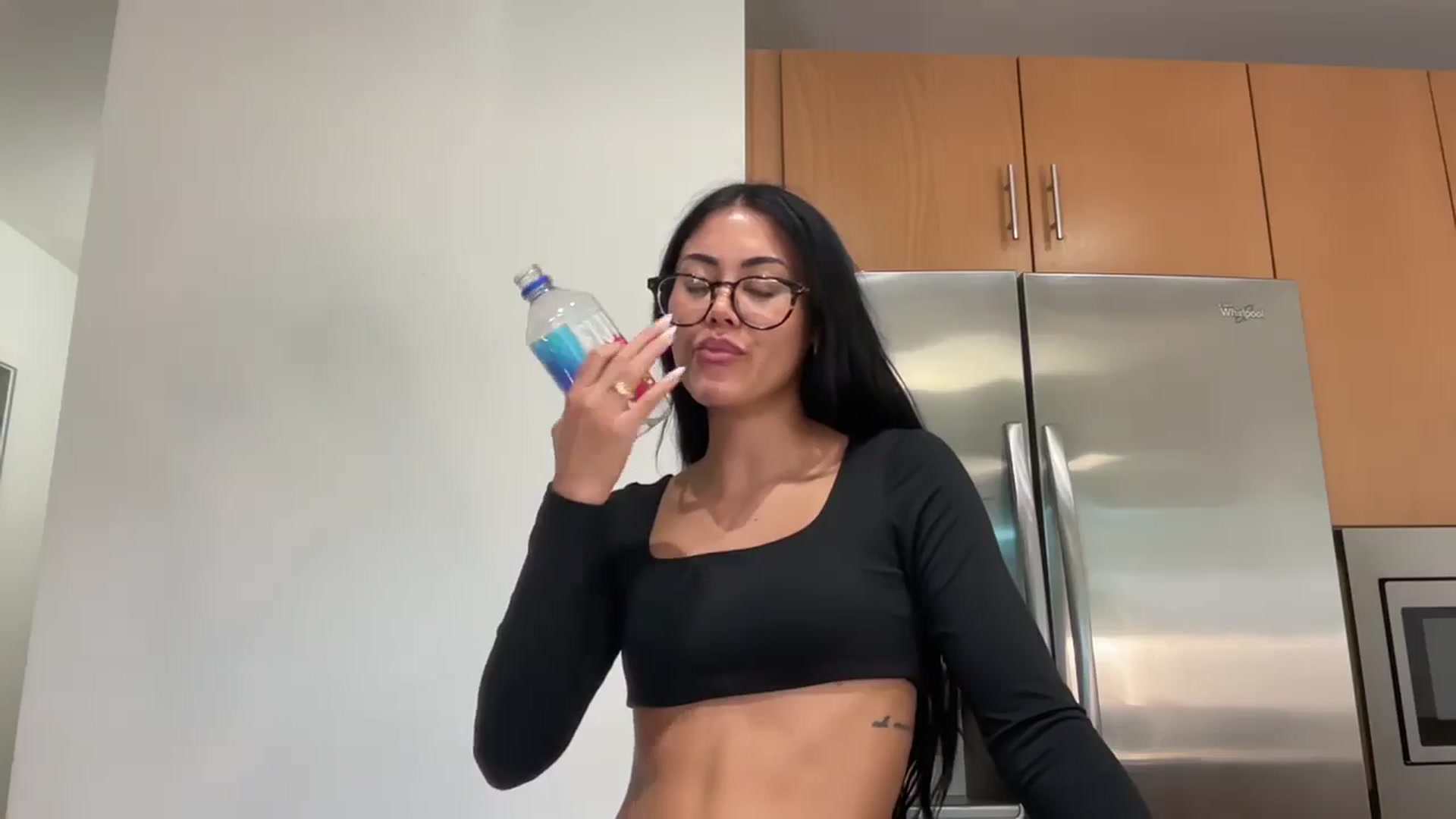 Gallery image thumbnail from Naomilynn's myfreecams stream on, 10/23/2024, 21:45 image 15 of 20