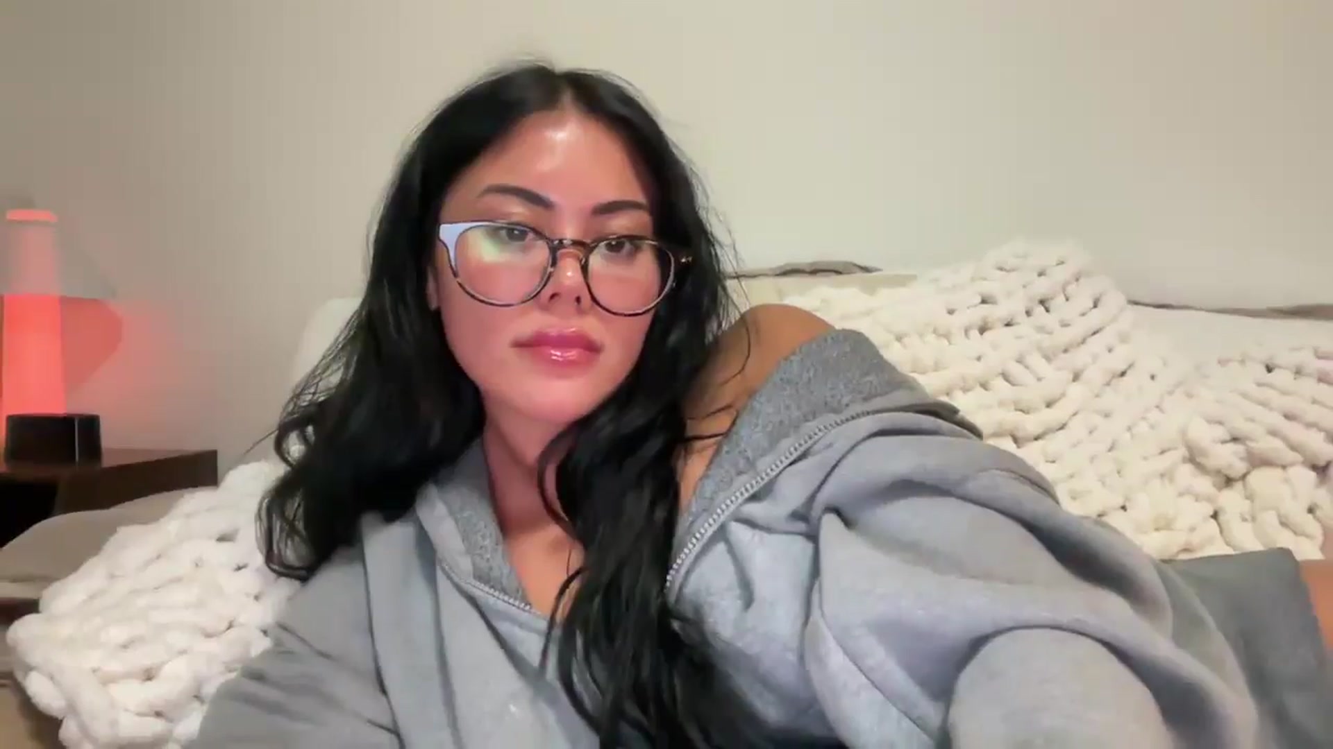 Gallery image thumbnail from Naomilynn's myfreecams stream on, 10/31/2024, 06:26 image 10 of 20